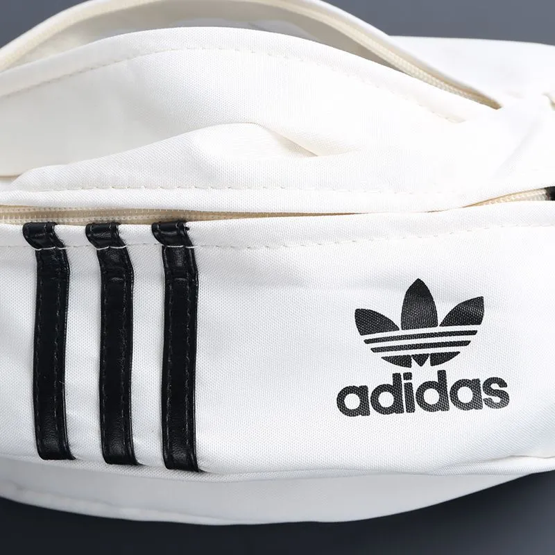 上質感ただよう 都会感演出する 穏やかな印象 斜め掛け仕様 軽量設計 バッグ