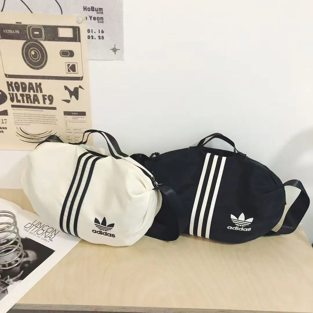 上品な佇まいプラスする 日常使いにちょうどいい 整理しやすい構造 バッグ