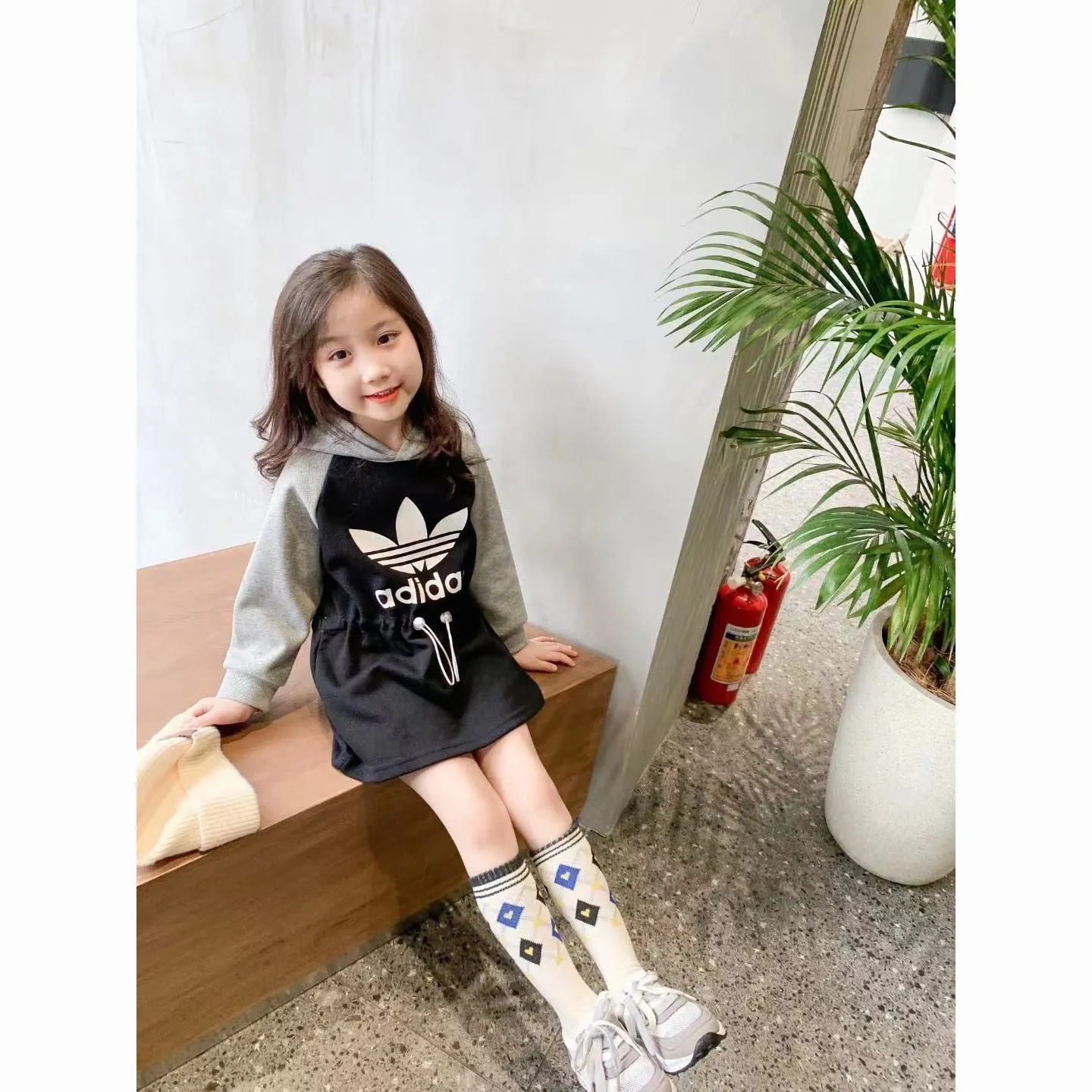 【100-150cm】柔らか見え キッズらしい トレンド感満載 存在感のある カジュアル 着せやすい 女の子 ワンピース