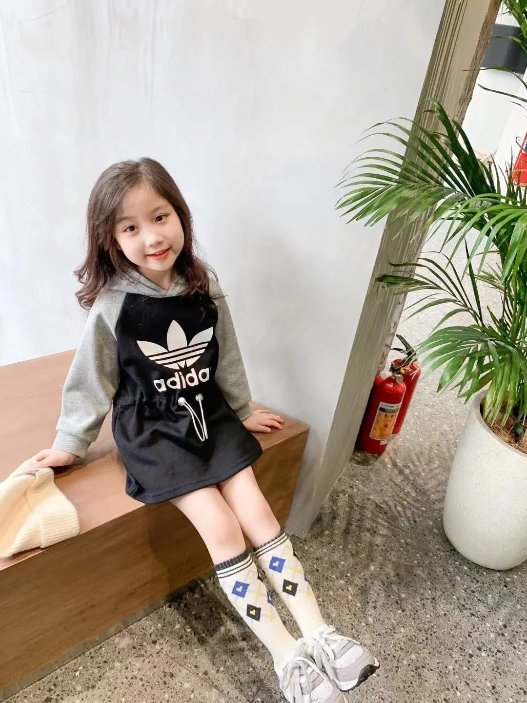 【100-150cm】柔らか見え キッズらしい トレンド感満載 存在感のある カジュアル 着せやすい 女の子 ワンピース