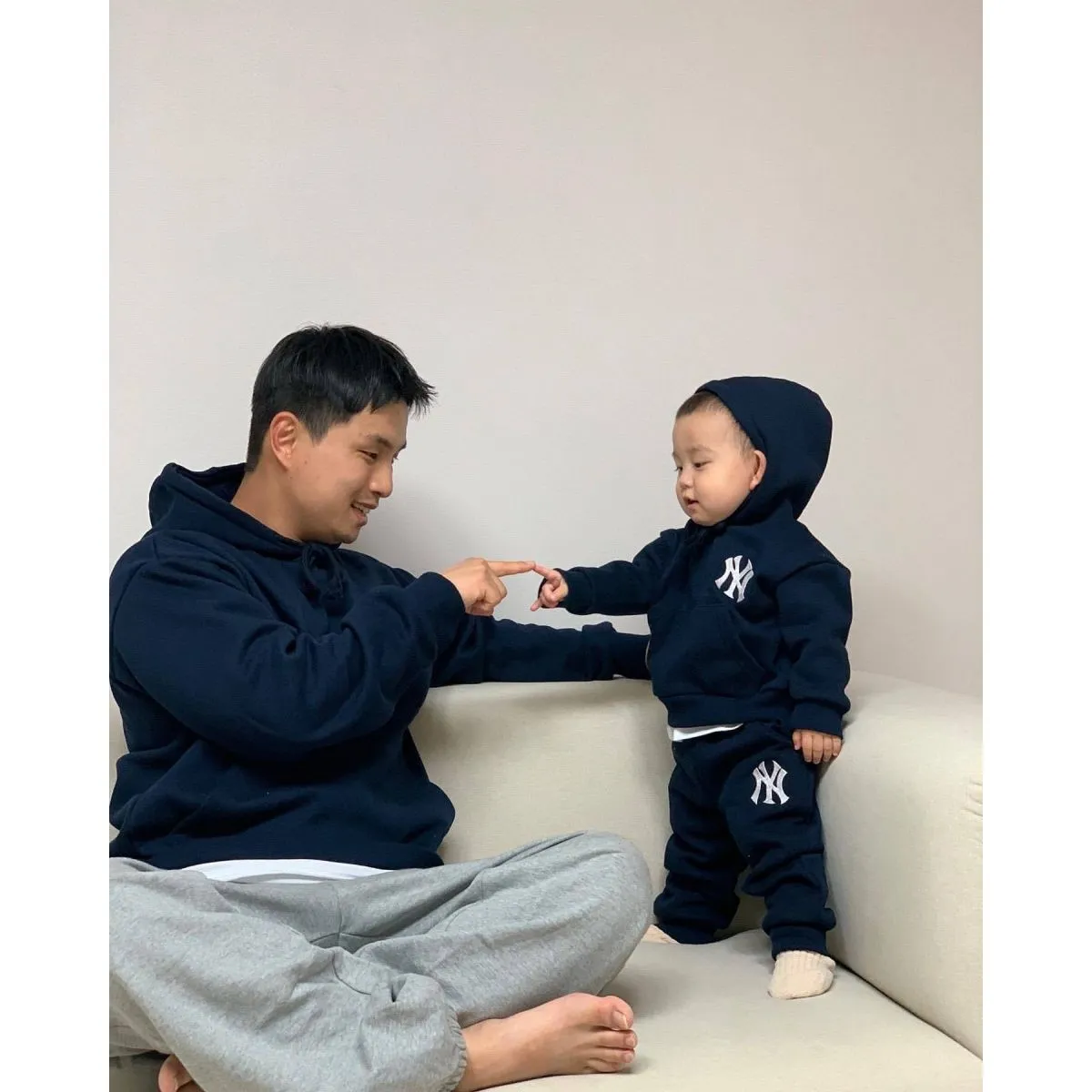 【73-120cm】カジュアルかわいい 今季大注目 やさしい印象 シンプル 合わせやすい パーカー+パンツ セットアップ