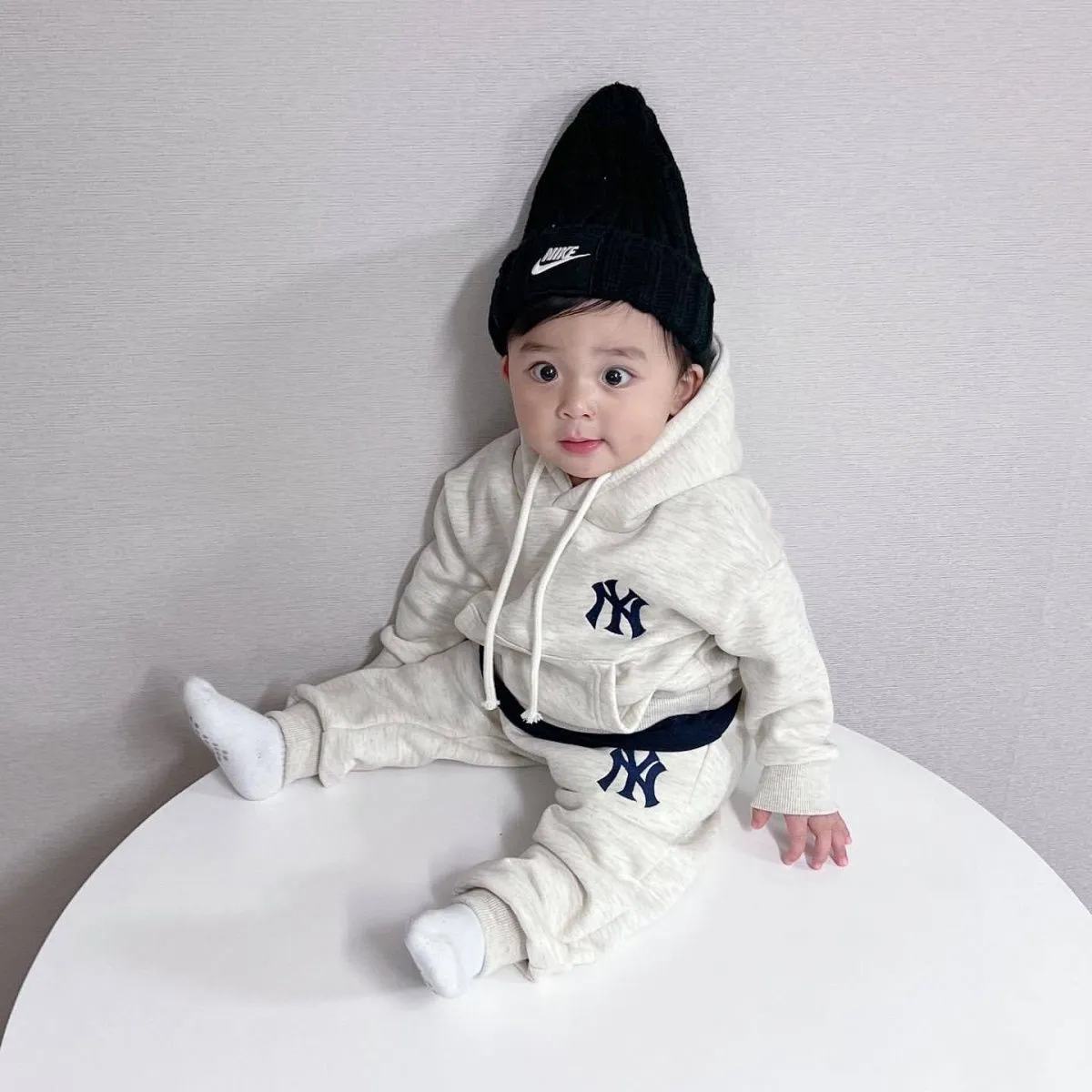 【73-120cm】カジュアルかわいい 今季大注目 やさしい印象 シンプル 合わせやすい パーカー+パンツ セットアップ