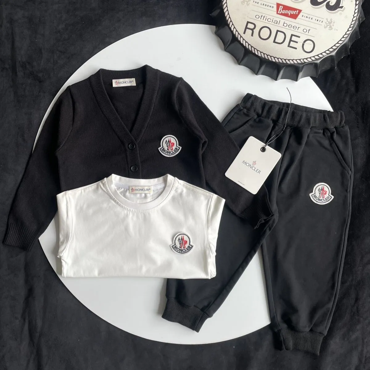 【90-150cm】トレンド感のある 目を引く 人気な定番 カジュアル アウター Tシャツ 長袖 Tシャツ パンツ