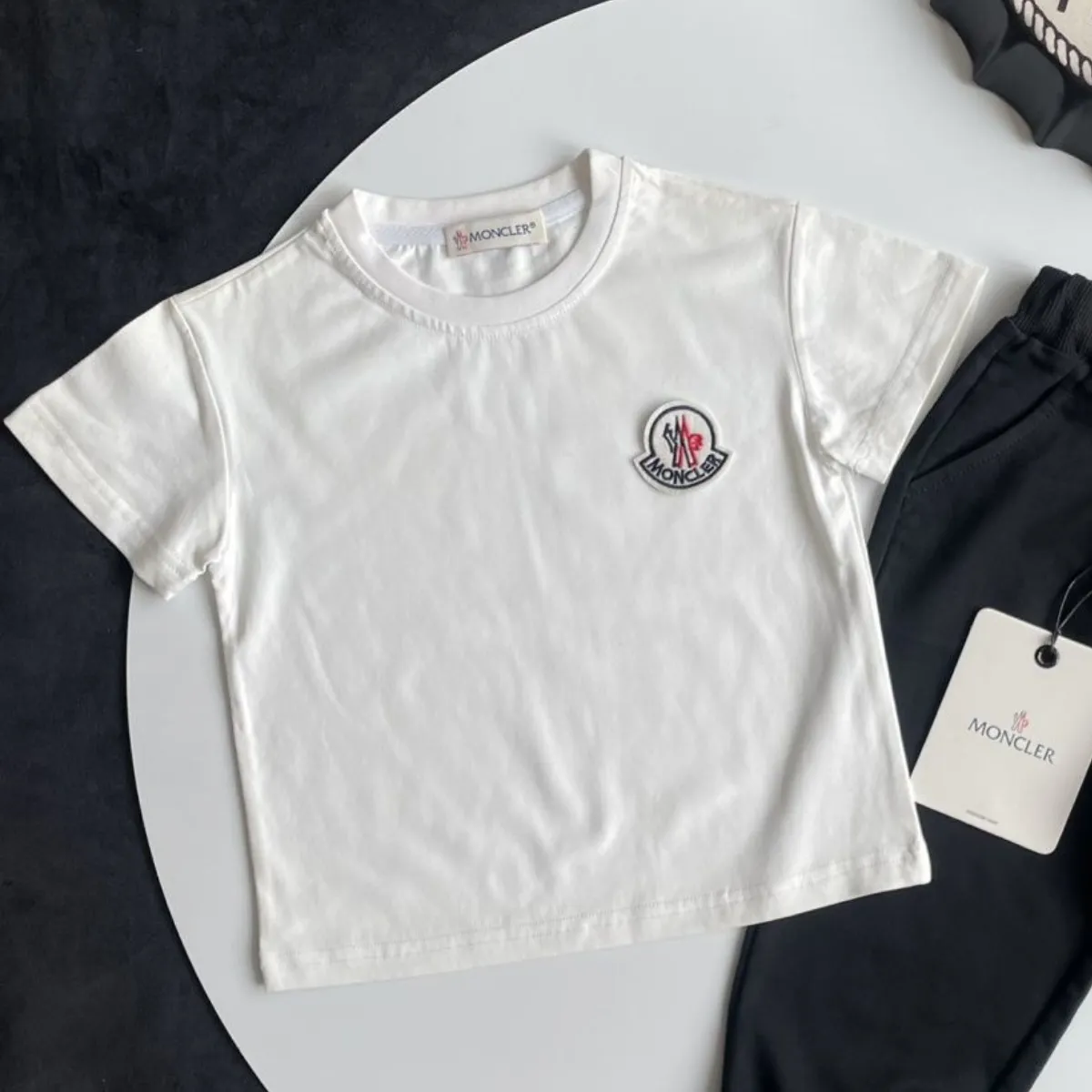 【90-150cm】トレンド感のある 目を引く 人気な定番 カジュアル アウター Tシャツ 長袖 Tシャツ パンツ