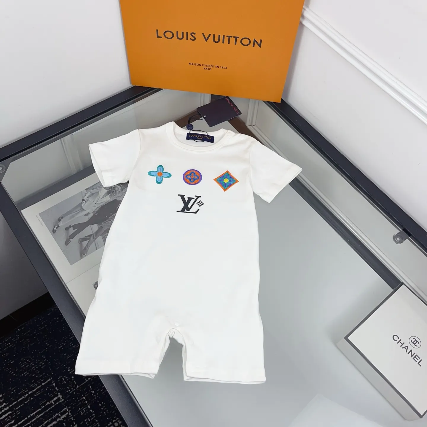 【73-100cm】シンプルで可愛い デイリー使いに最適 やんちゃな印象 着せやすい ベビー服 ロンパース