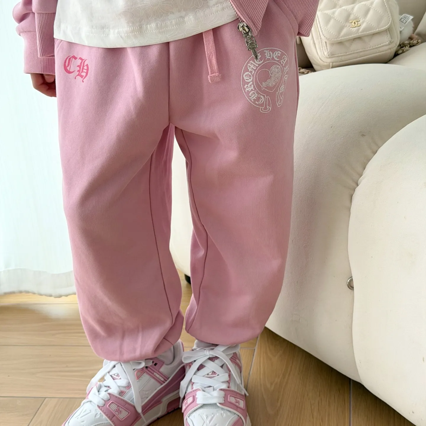 【100-160cm】ほのぼのデザイン おしゃれ見え 元気カラー カジュアル 着せやすい アウター パンツ