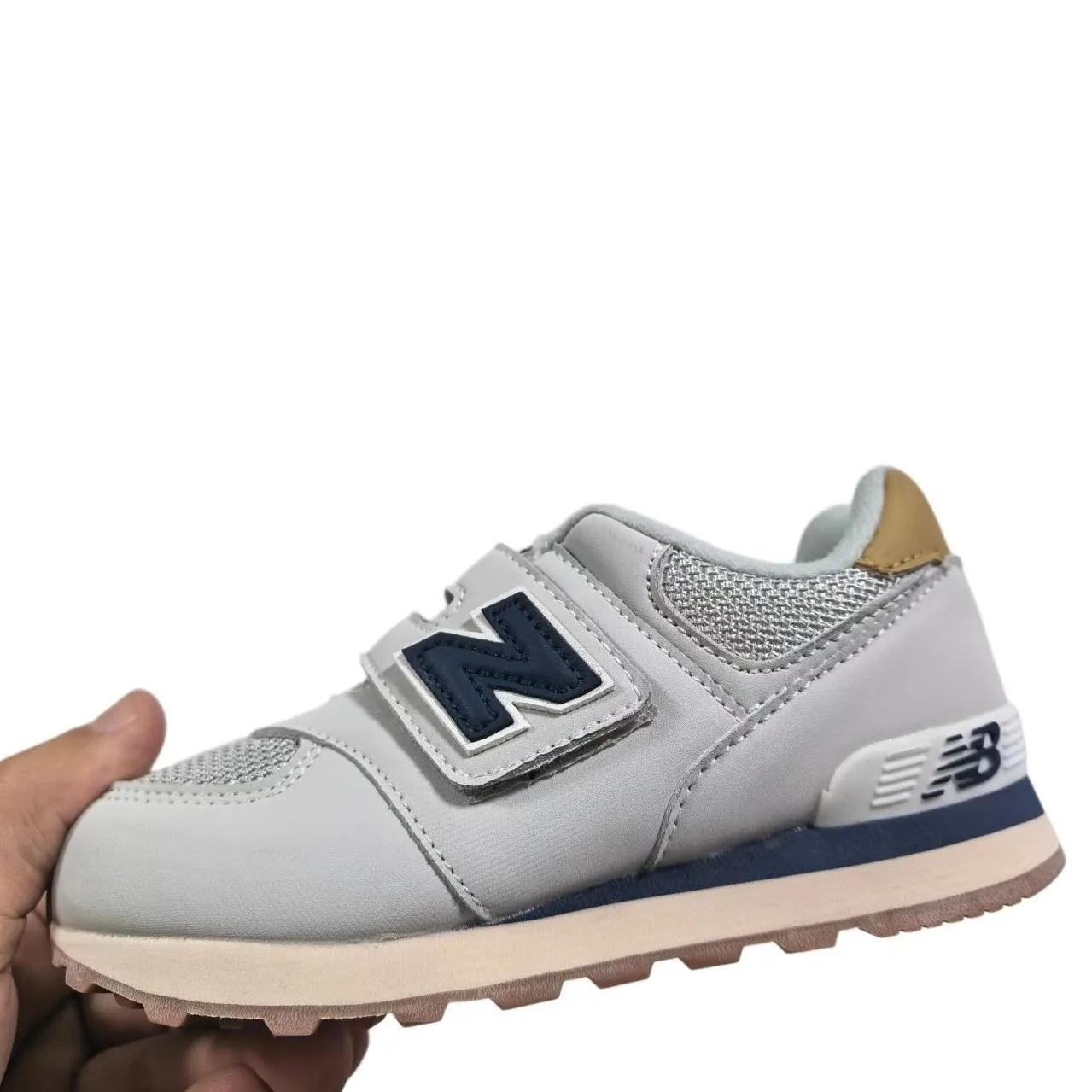 【26-37】足裏にフィットする 存在感抜群 スタイリッシュ カジュアル 多色選べる 動きやすい スニーカー