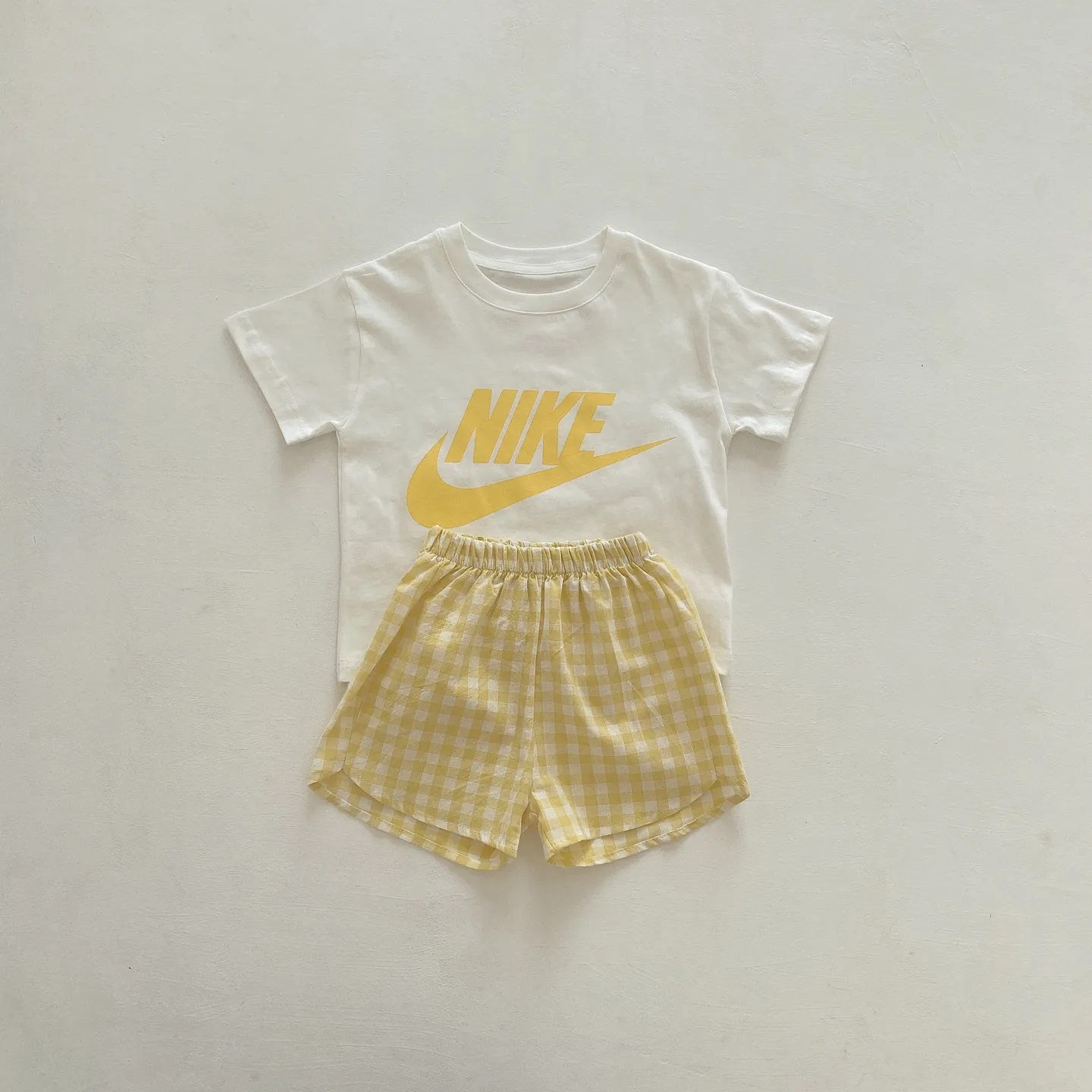 【73-100cm】売り切れ必至 人気上昇中 通気性抜群 ベビー 半袖Ｔシャツ+ショートパンツ セットアップ