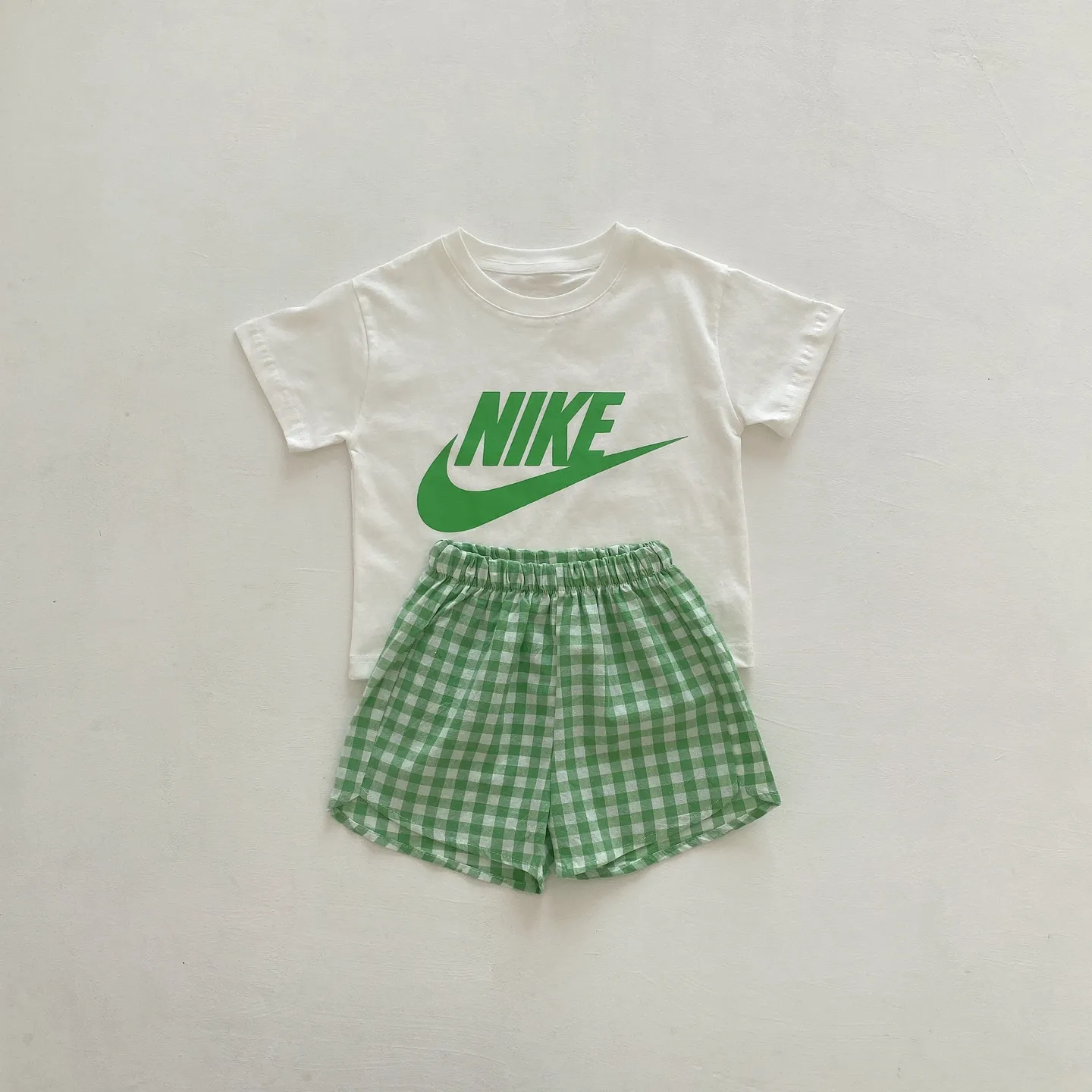 【73-100cm】売り切れ必至 人気上昇中 通気性抜群 ベビー 半袖Ｔシャツ+ショートパンツ セットアップ