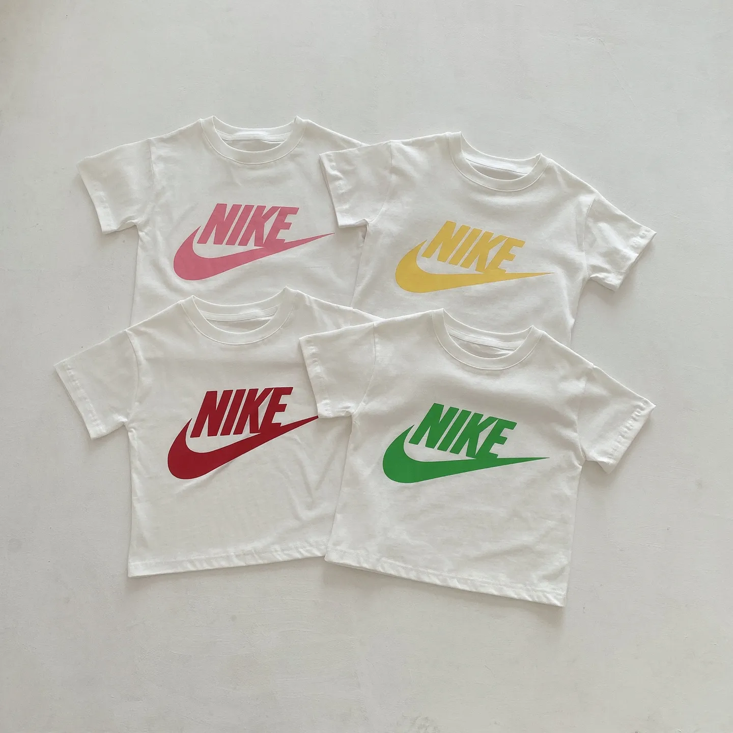 【73-100cm】売り切れ必至 人気上昇中 通気性抜群 ベビー 半袖Ｔシャツ+ショートパンツ セットアップ