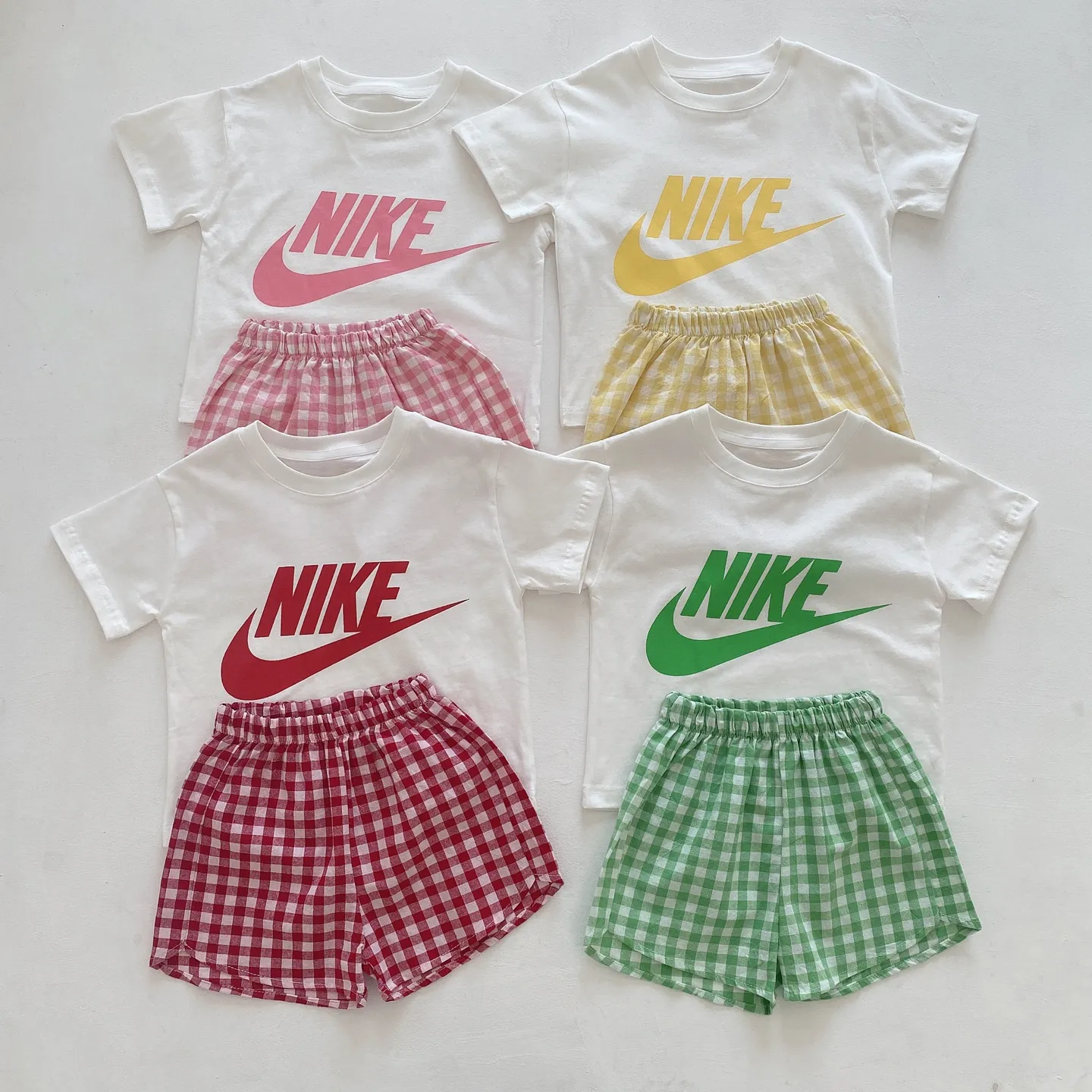 【73-100cm】売り切れ必至 人気上昇中 通気性抜群 ベビー 半袖Ｔシャツ+ショートパンツ セットアップ