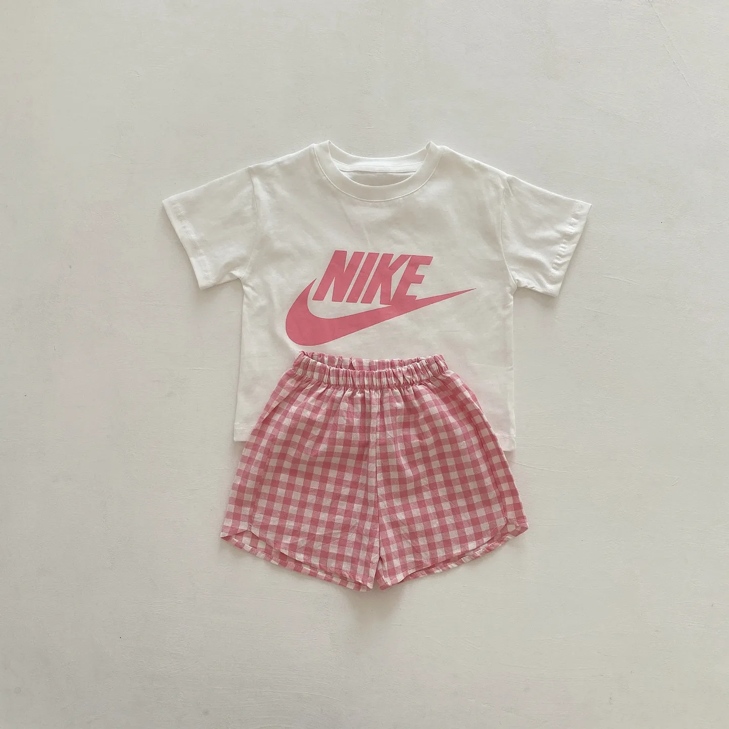 【73-100cm】売り切れ必至 人気上昇中 通気性抜群 ベビー 半袖Ｔシャツ+ショートパンツ セットアップ