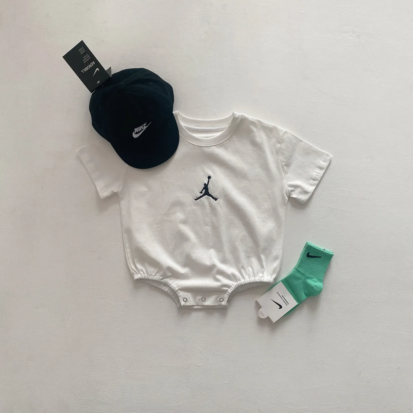 【66-90cm】デイリーにぴったり 大人気 シンプル 着心地抜群 ベビー 半袖 ロンパース