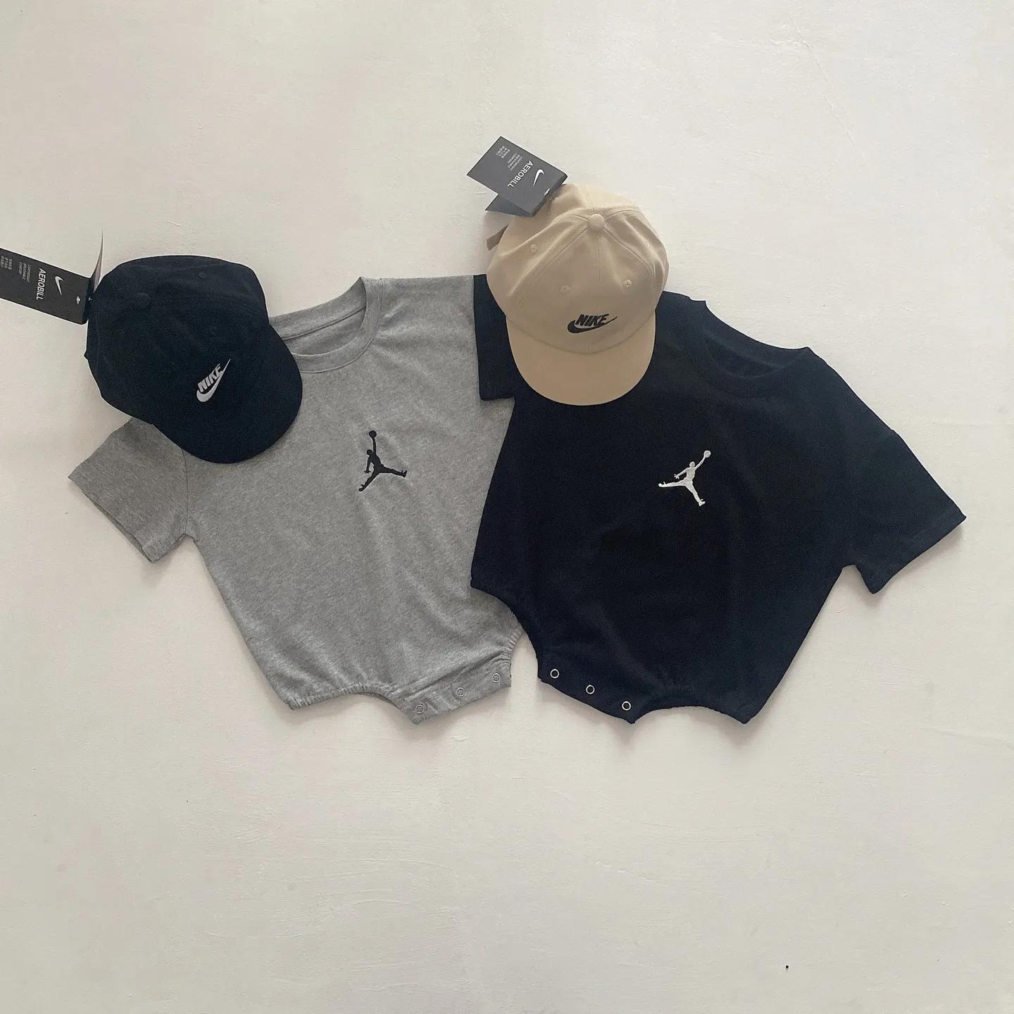 【66-90cm】デイリーにぴったり 大人気 シンプル 着心地抜群 ベビー 半袖 ロンパース