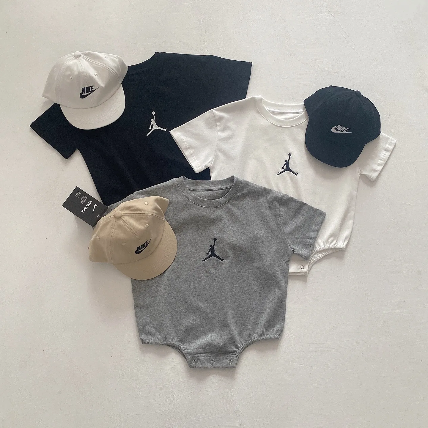 【66-90cm】デイリーにぴったり 大人気 シンプル 着心地抜群 ベビー 半袖 ロンパース