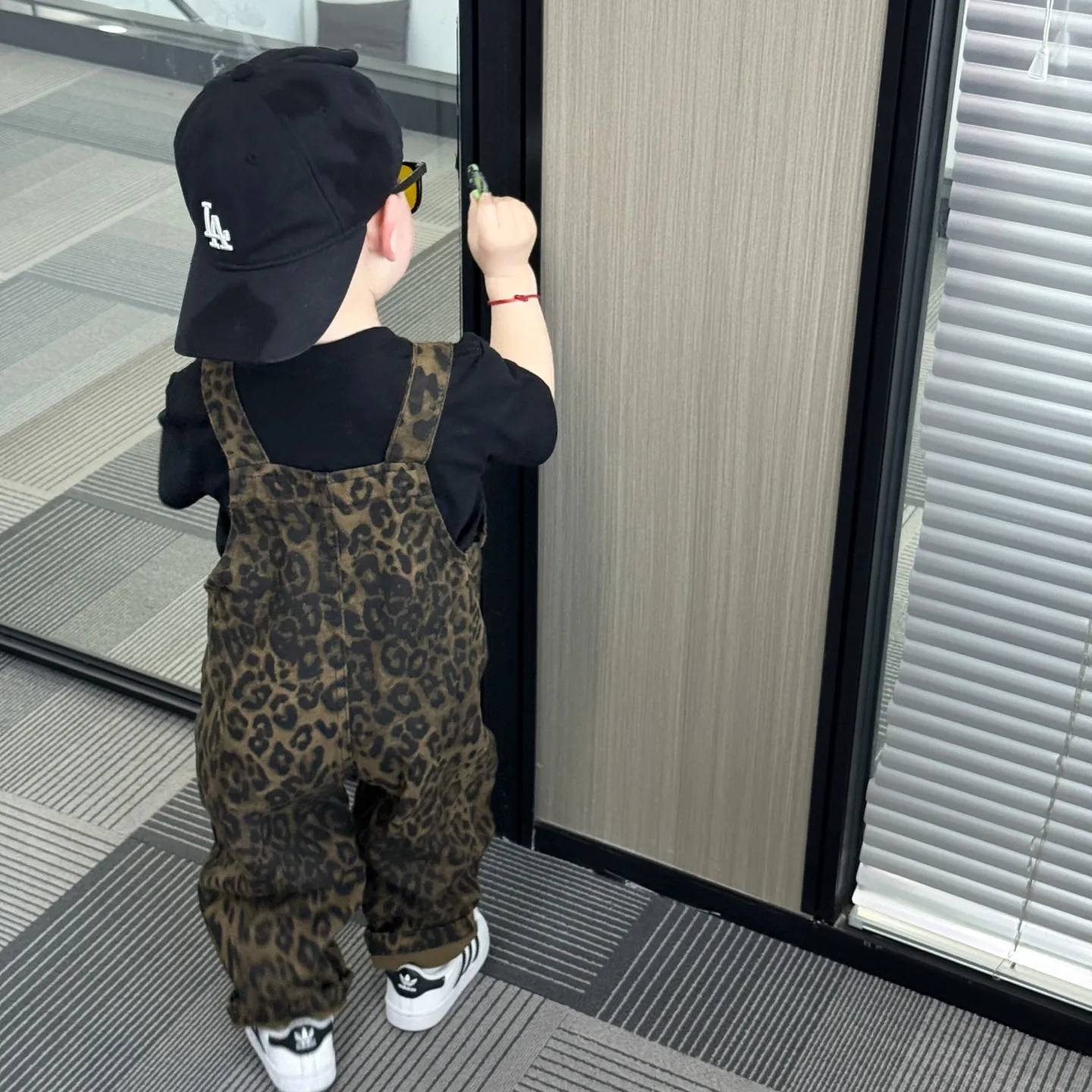 【80-120cm】コーデしやすい 存在感抜群 トレンドライク カジュアル 履きやすい 合わせやすい サロペット