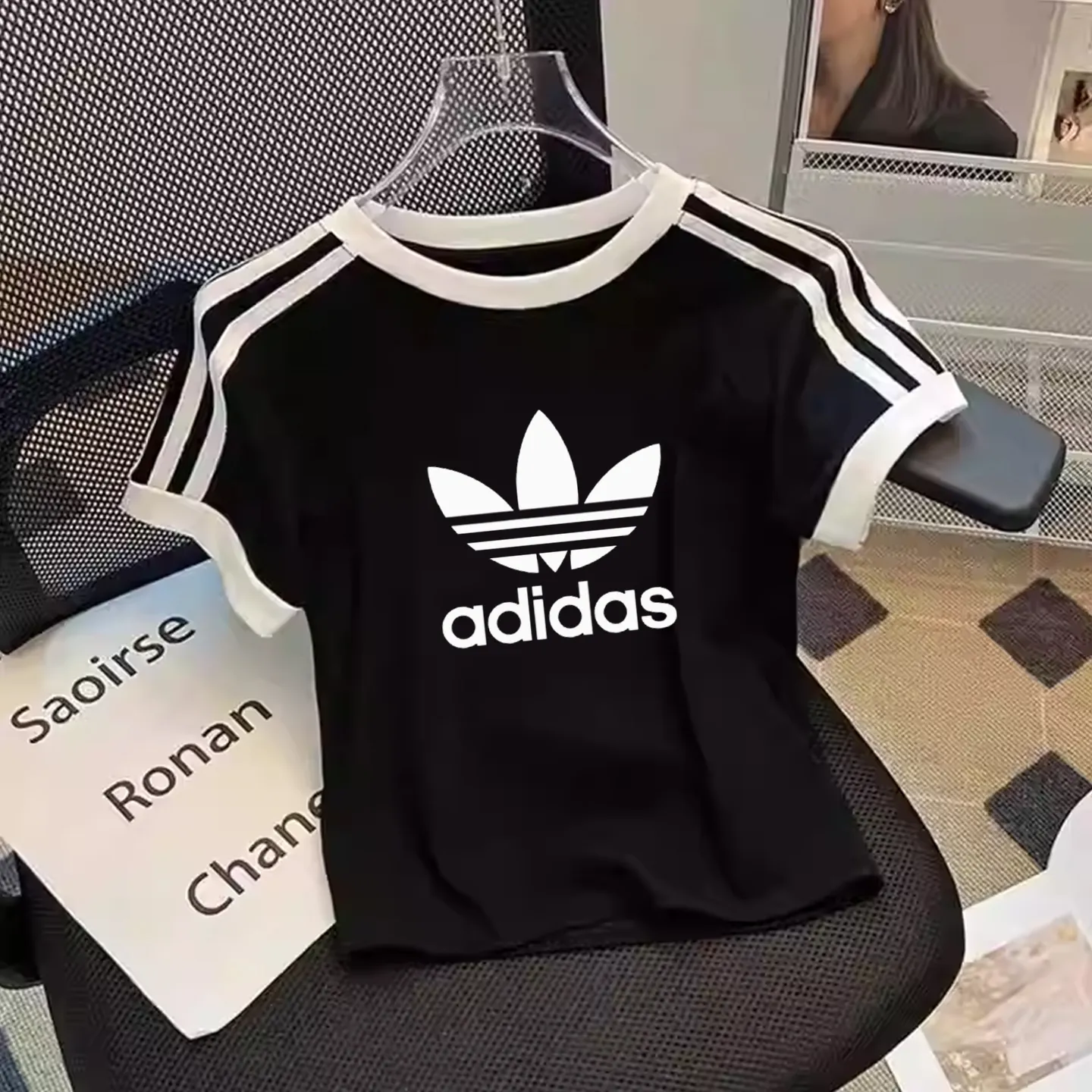 【110-160cm】元気いっぱい 人気爆発中 おしゃれ トレンド 女の子 半袖 Tシャツ