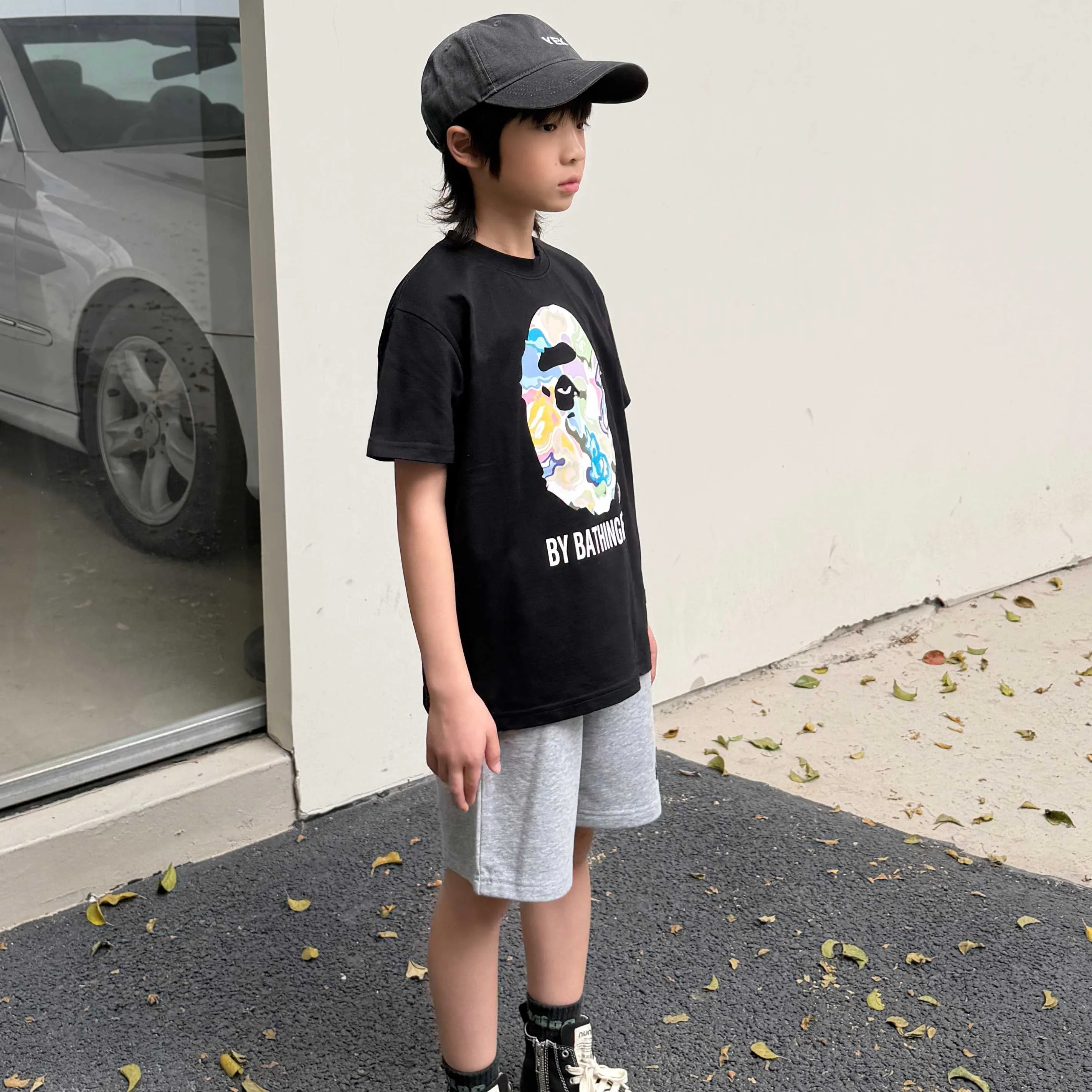 【90-160cm】おしゃれキッズ コーデしやすい 1枚で決まる カジュアル 二色選べる 半袖 Tシャツ