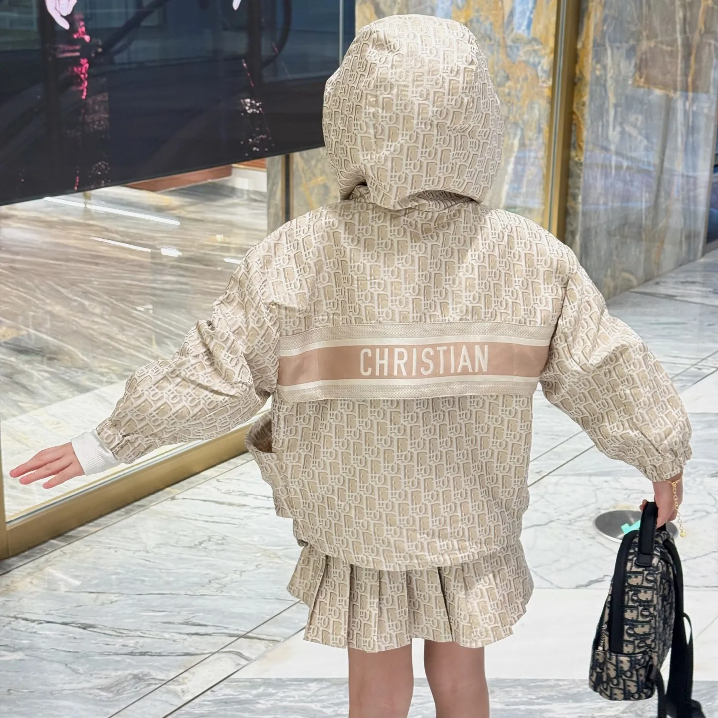 【100-160cm】楽しく着られる 韓国風キッズ トレンド感あり カジュアル 合わせやすい アウター スカート