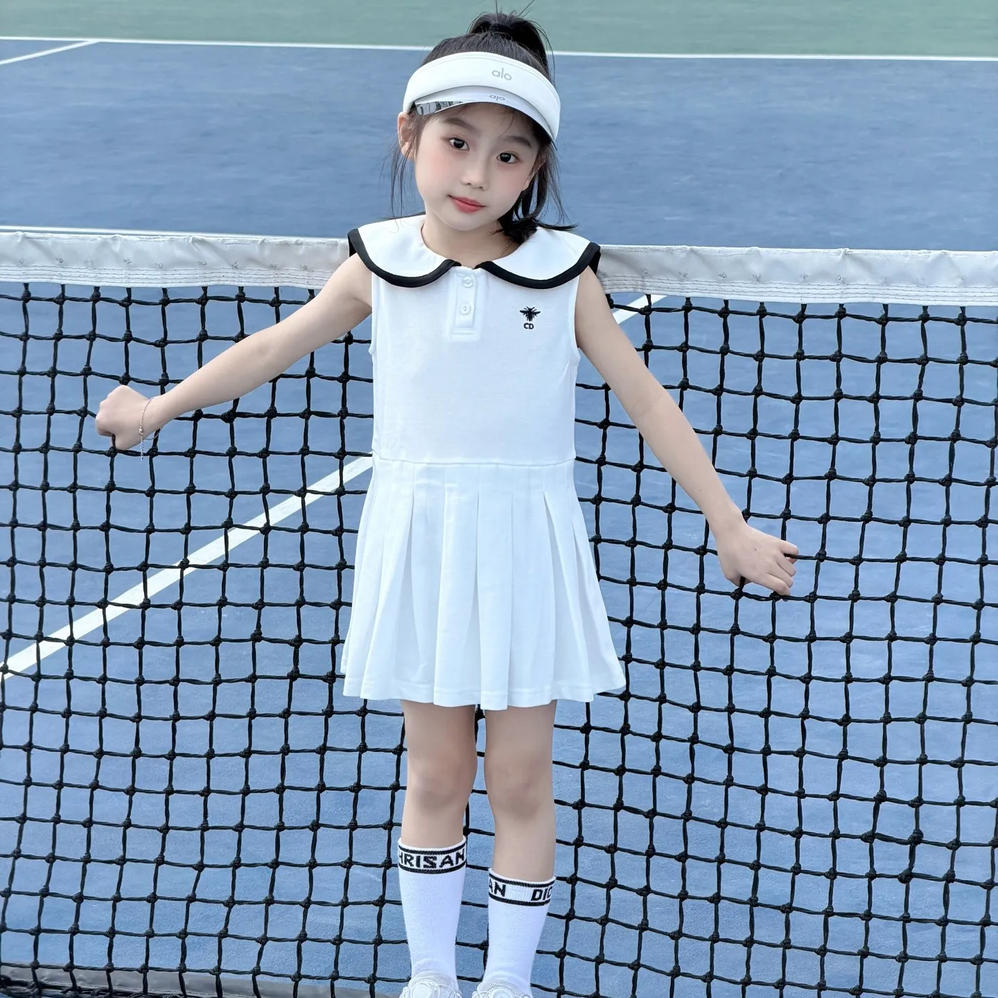 【100-160cm】子どもらしい 元気いっぱい すっきりしたデザイン 着せやすい 女の子 ワンピース