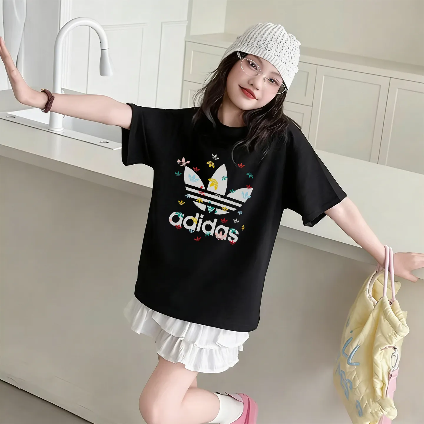 【90-160cm】トレンド感たっぷり 好感度100％  おしゃれ トレンド  女の子 半袖 Tシャツ