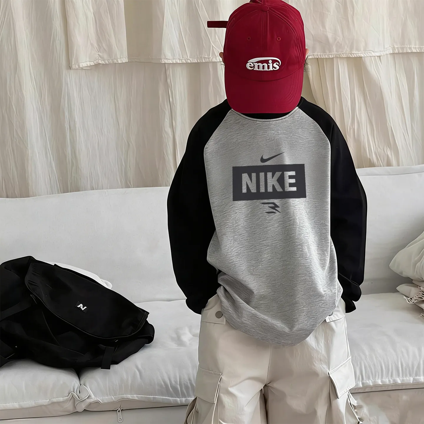 【110-170cm】人気爆発中  コーデの主役に カジュアル 通園・お出かけに 男の子 長袖 Ｔシャツ