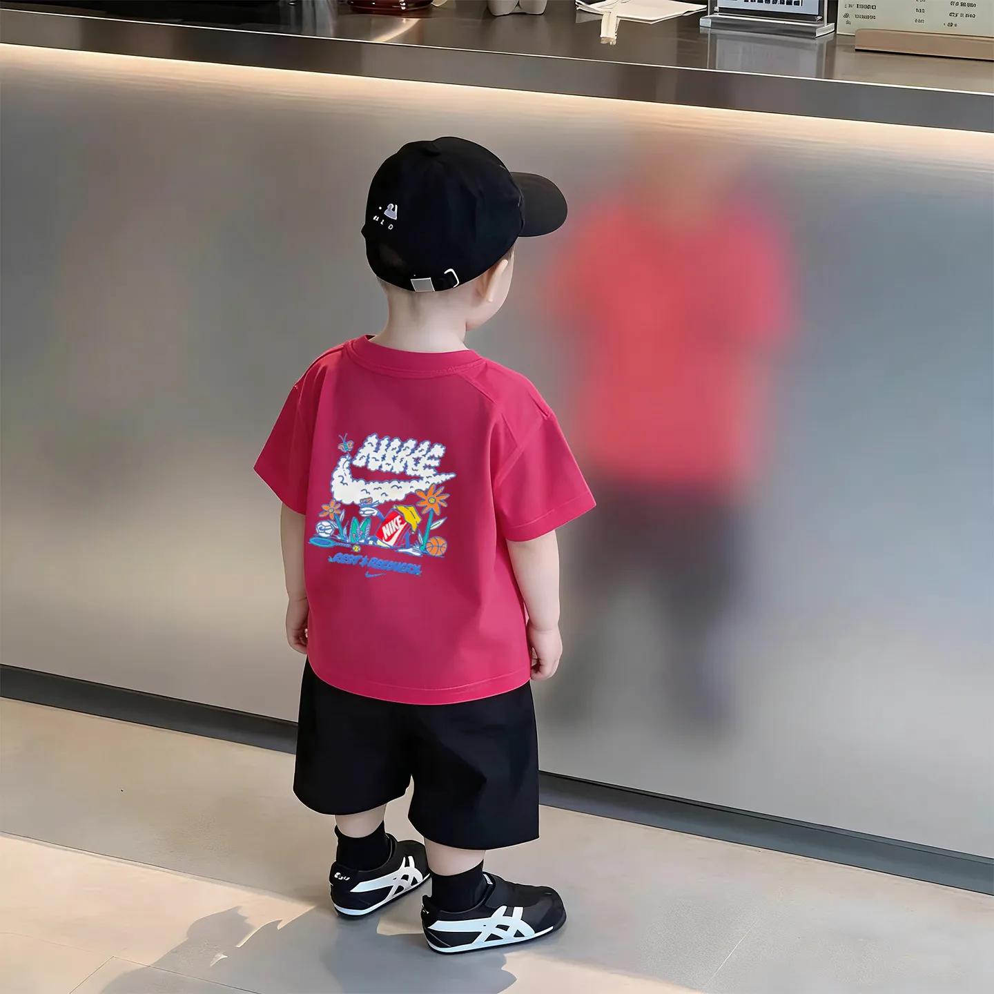 【90-160cm】目を奪われる おしゃれ見え トレンド  合わせやすい 男の子 半袖 Tシャツ