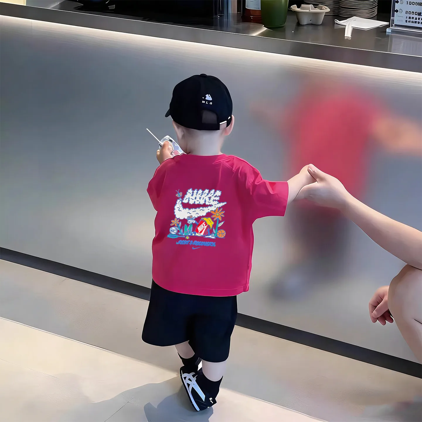 【90-160cm】目を奪われる おしゃれ見え トレンド  合わせやすい 男の子 半袖 Tシャツ