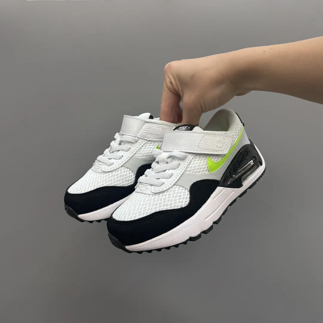 【25-37】足に優しい素材 軽くて動きやすい 存在感抜群 カジュアル 履きやすい スニーカー