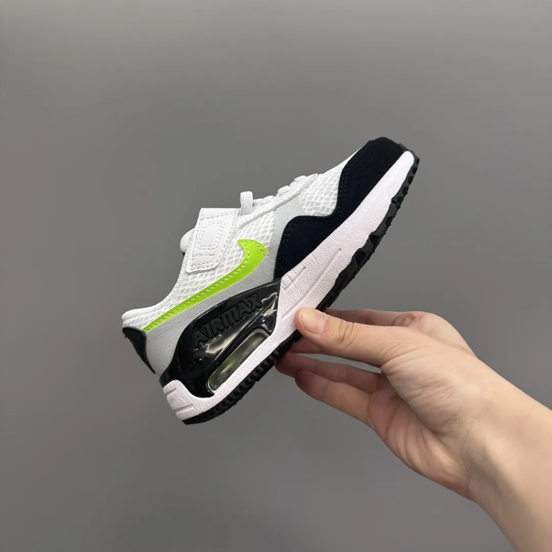 【25-37】足に優しい素材 軽くて動きやすい 存在感抜群 カジュアル 履きやすい スニーカー