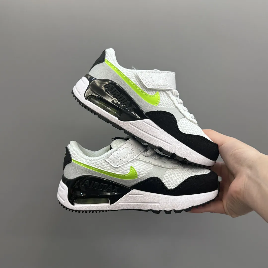 【25-37】足に優しい素材 軽くて動きやすい 存在感抜群 カジュアル 履きやすい スニーカー