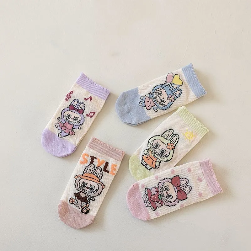 吸汗通気素材 やさしい肌触り かわいいキャラクター柄 トレンド注目 ソックス