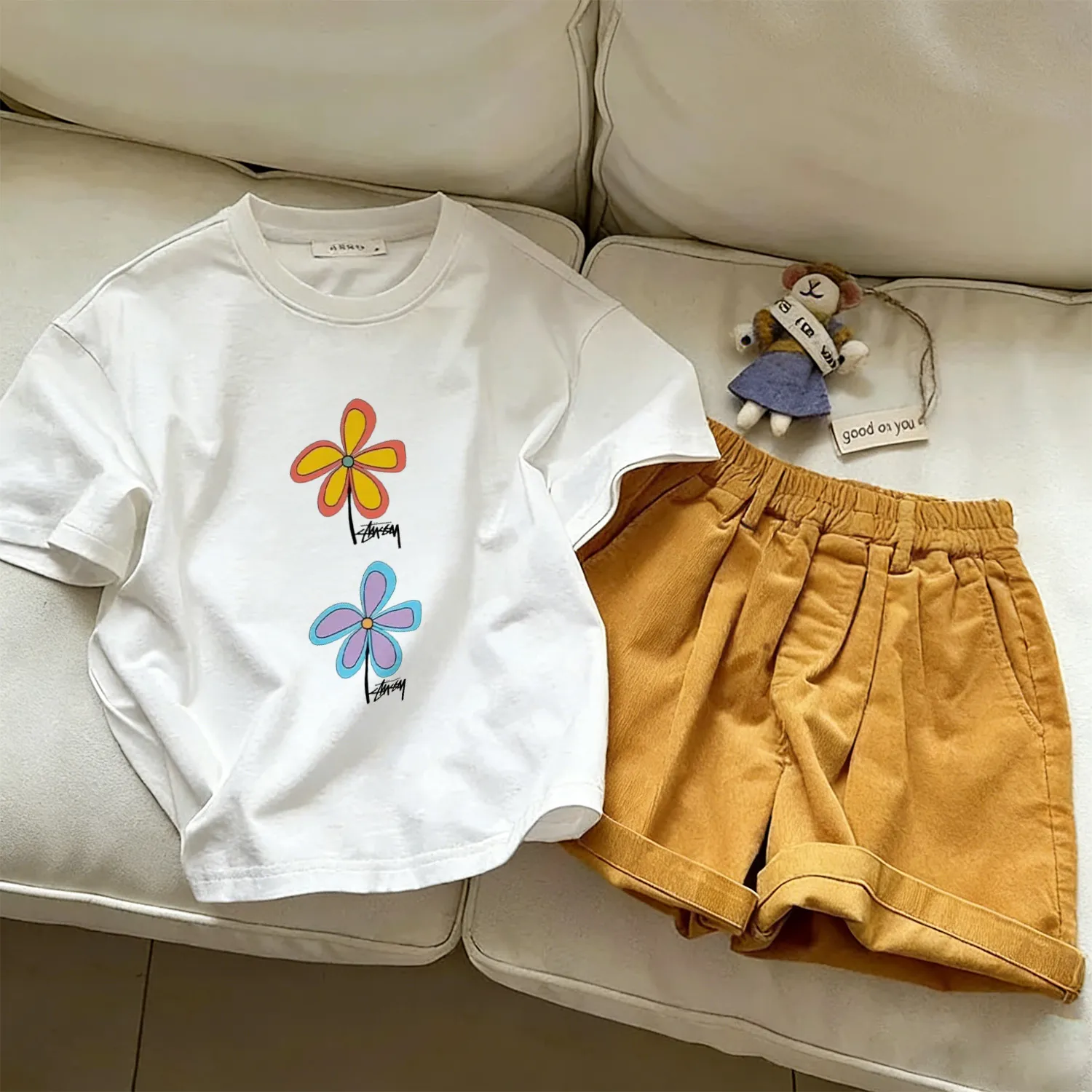 【90-160cm】毎日着たくなる SNSで話題 花柄 おしゃれ カジュアル 女の子 半袖 Tシャツ