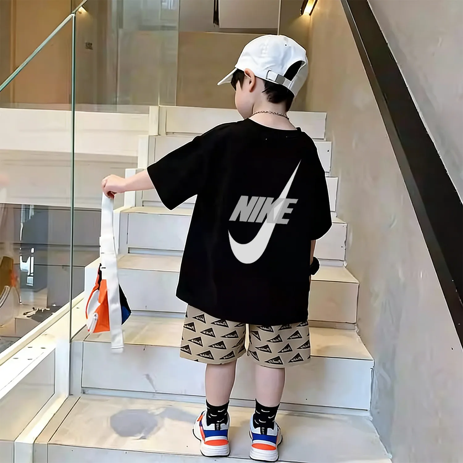 【90-160cm】これを逃す手はない よく売れる カジュアル トレンド  男の子 半袖 Tシャツ