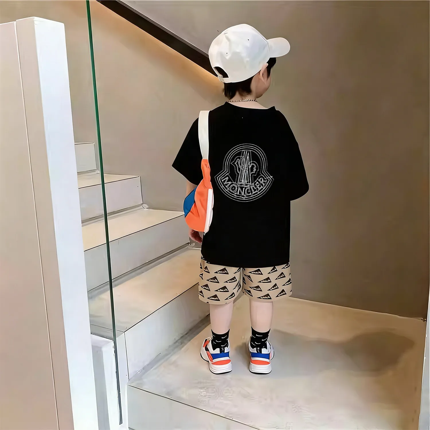 【90-160cm】リラックス感ある コーデの主役に カジュアル ストリート 男の子 半袖 Tシャツ