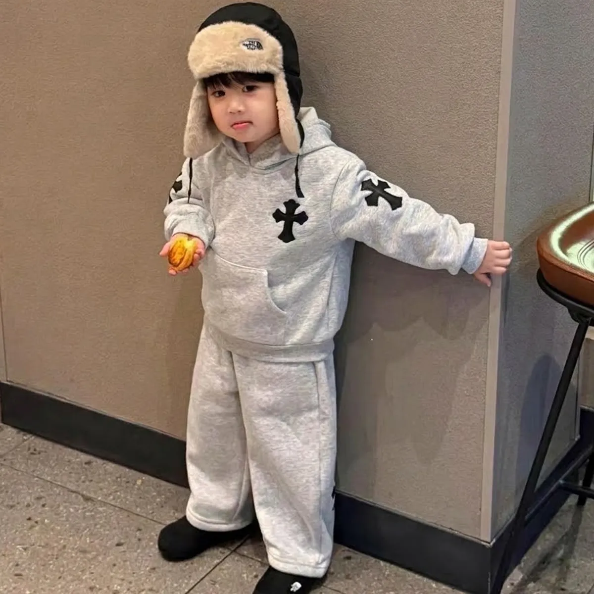 【90-150cm】モード感がある やさしい風合い 着回し力抜群 二色選べる パーカー＋パンツ セットアップ