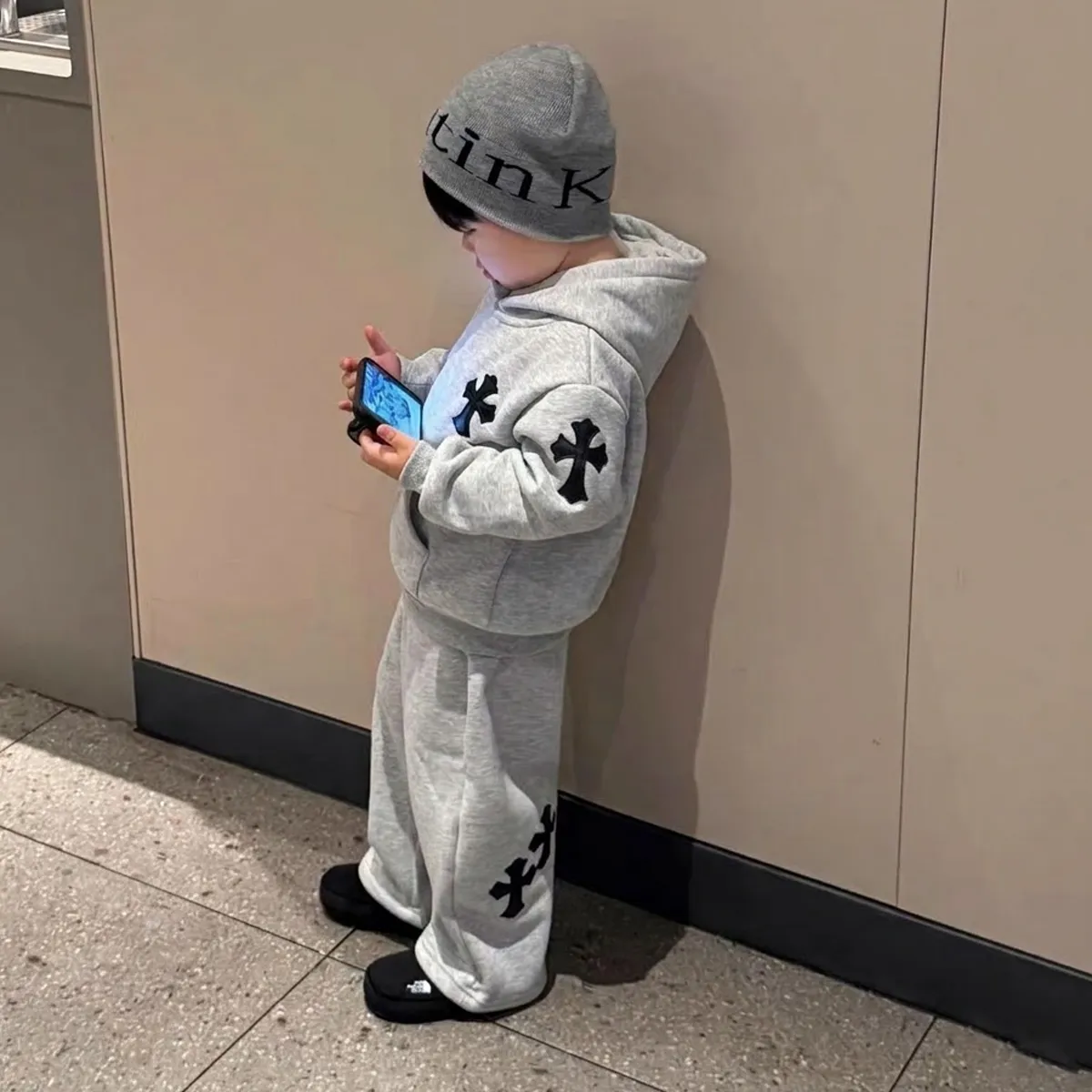 【90-150cm】モード感がある やさしい風合い 着回し力抜群 二色選べる パーカー＋パンツ セットアップ