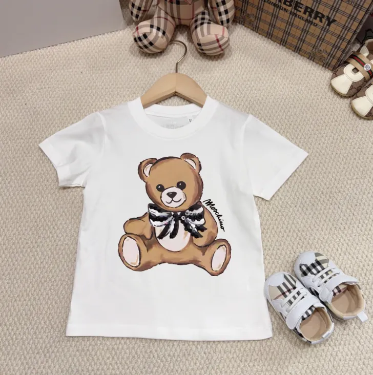 【90-160cm】カラフルで楽しい 元気いっぱい トレンド感あり カジュアル 着せやすい 半袖 Tシャツ