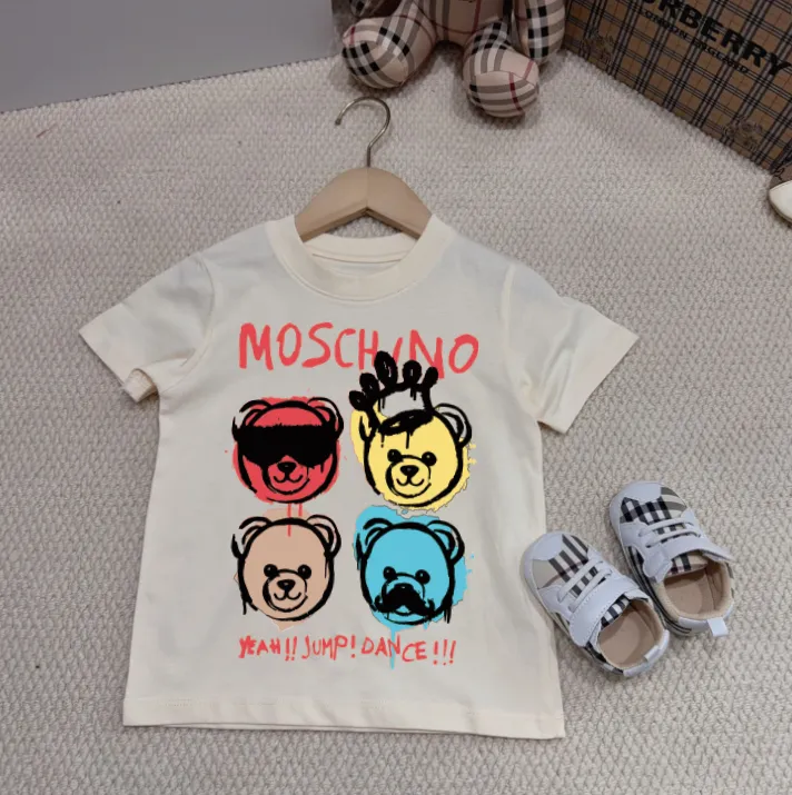 【90-160cm】さわやかな印象 1枚で決まる 韓国風キッズ カジュアル 合わせやすい 半袖 Tシャツ