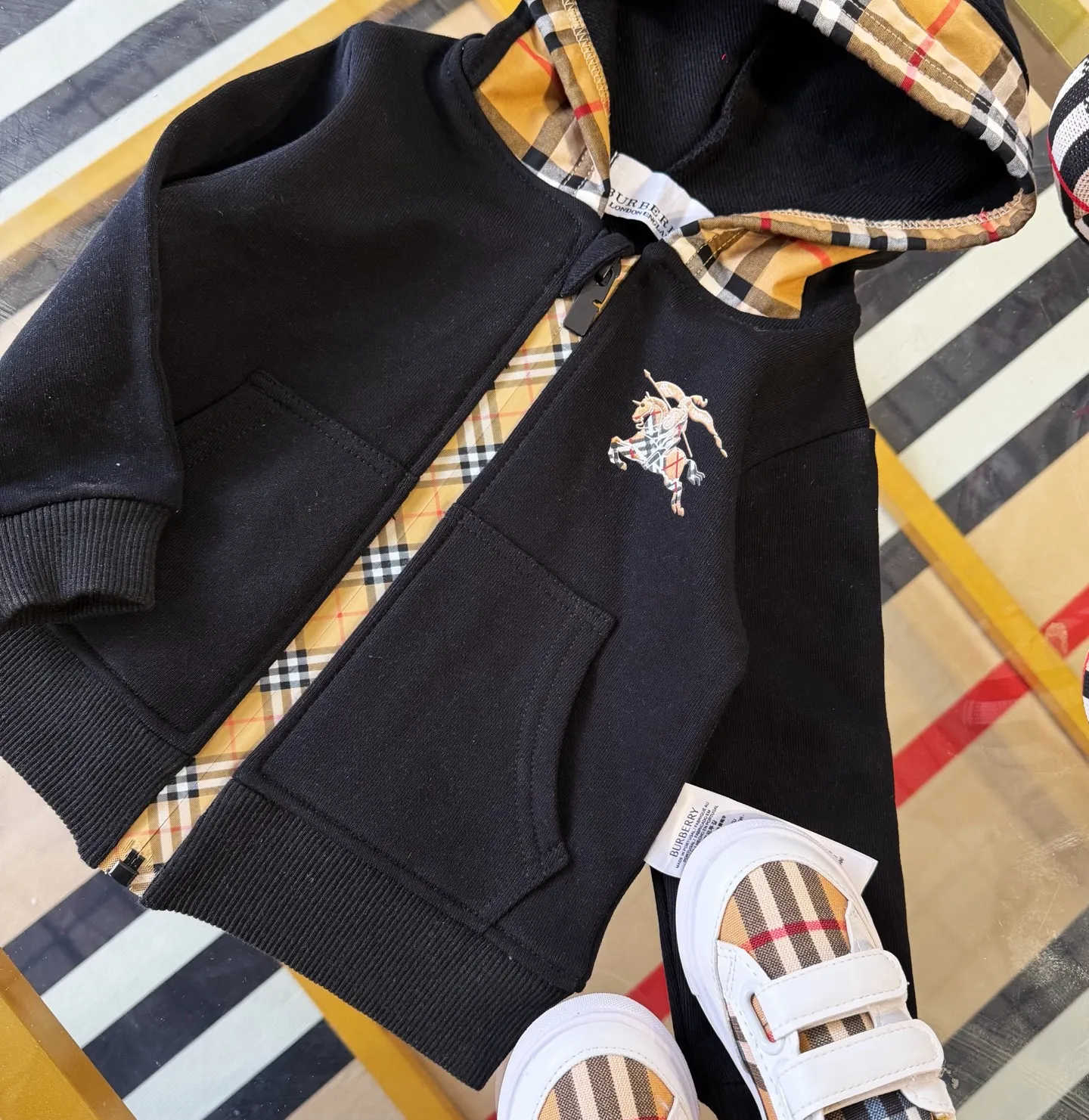 【66-130cm】季節感たっぷり 可愛く決まる おしゃれ見え カジュアル 二色選べる 合わせやすい アウター