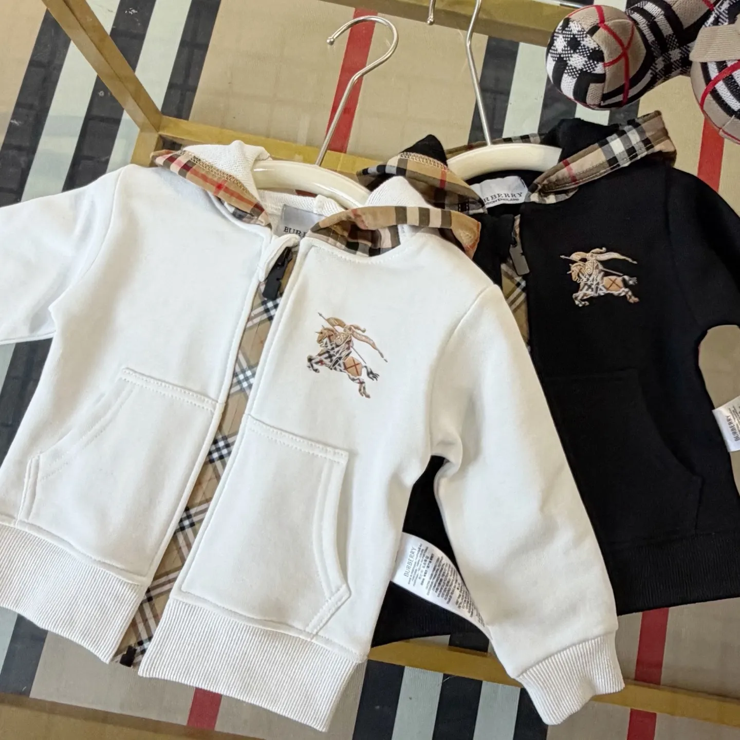 【66-130cm】季節感たっぷり 可愛く決まる おしゃれ見え カジュアル 二色選べる 合わせやすい アウター