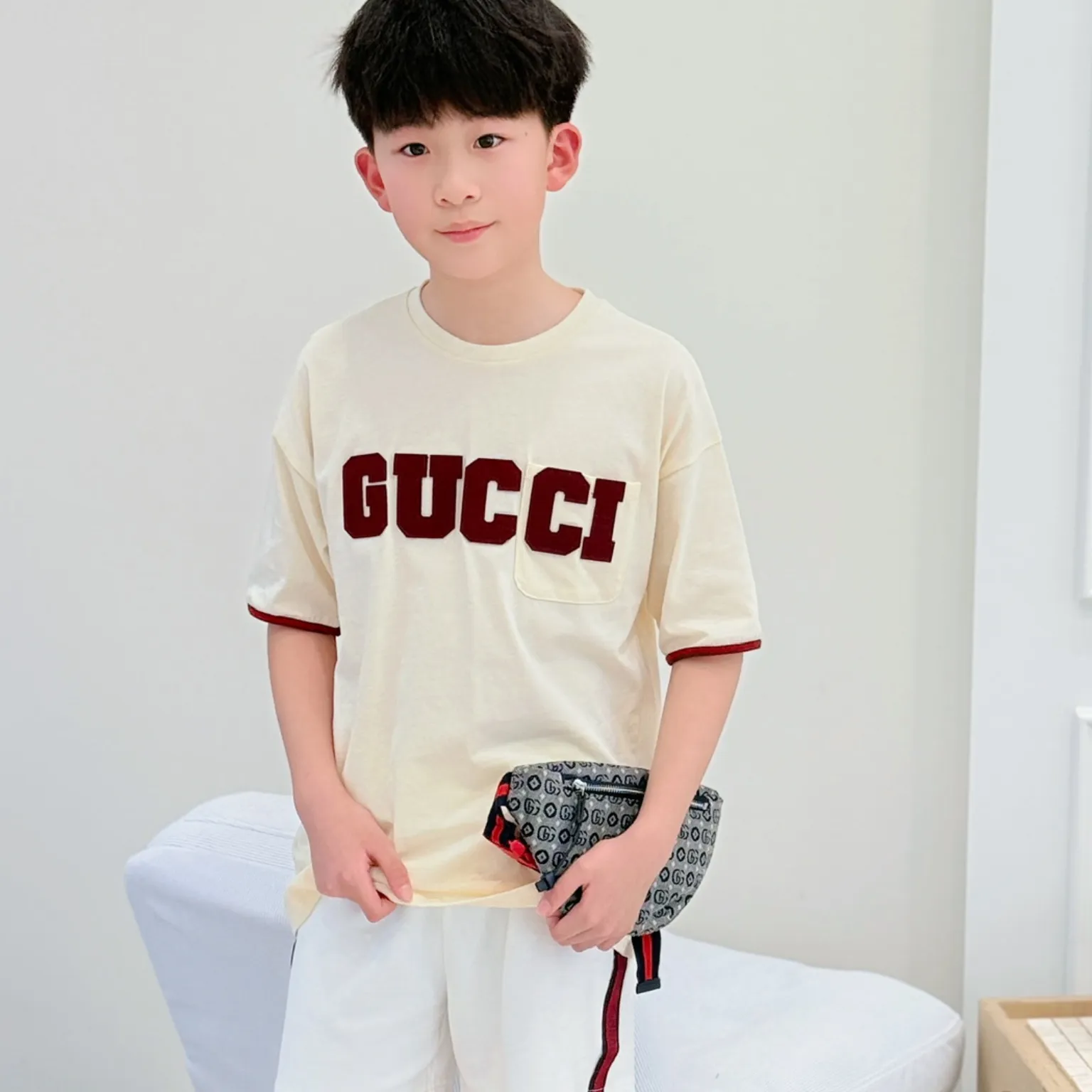 【100-160cm】おしゃれキッズに 今季大注目 安心の品質 カジュアル 合わせやすい 半袖 Tシャツ