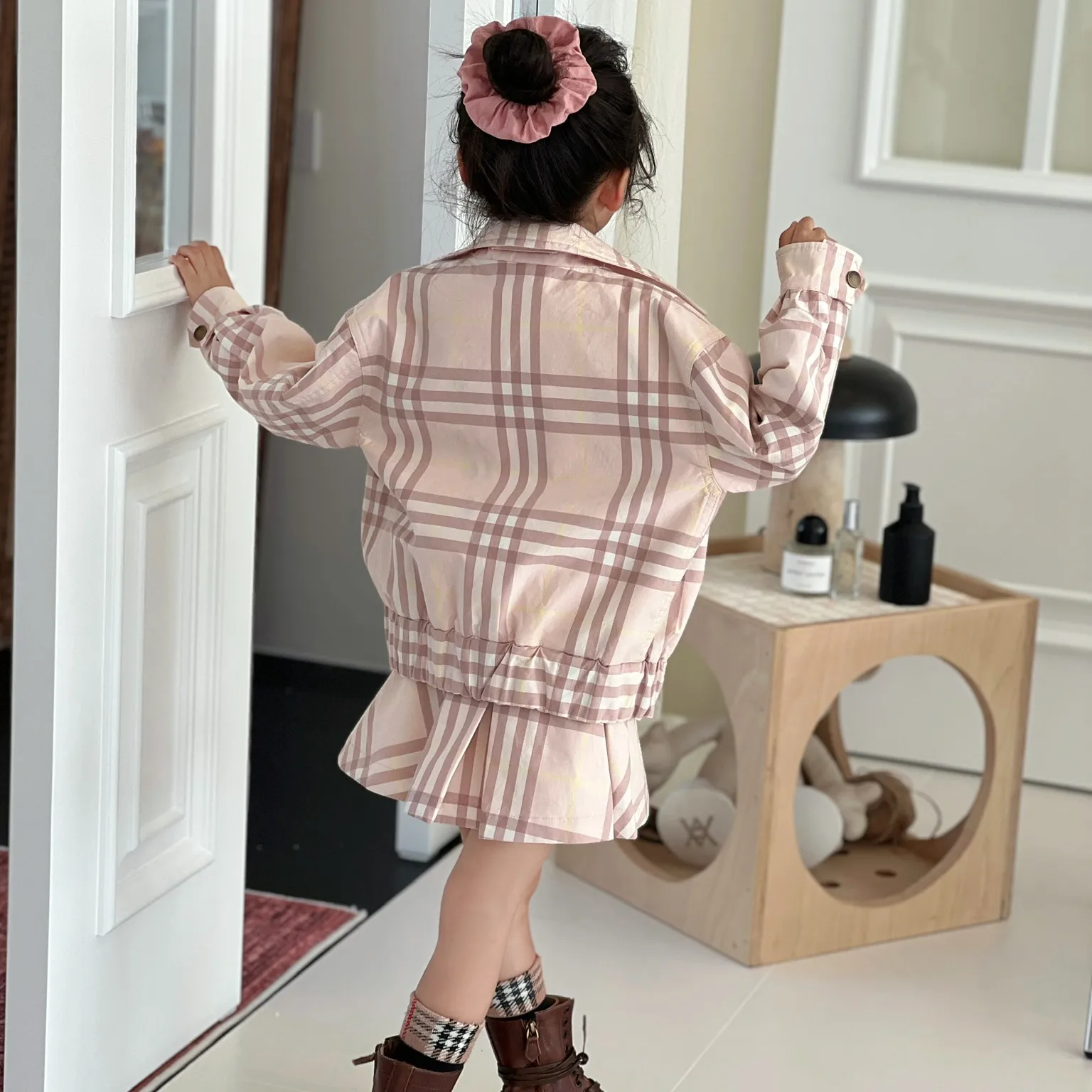 【100-170cm】子ども服らしい可愛さ 着回し力抜群 旬のデザイン 合わせやすい 女の子 アウター スカート