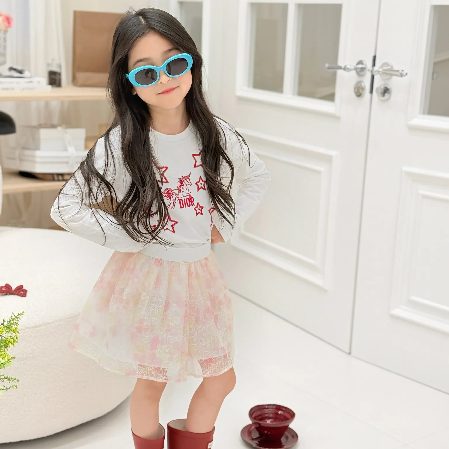 【100-165cm】可愛くて実用的 トップス映え 長く着られる カジュアル 合わせやすい 長袖 Tシャツ