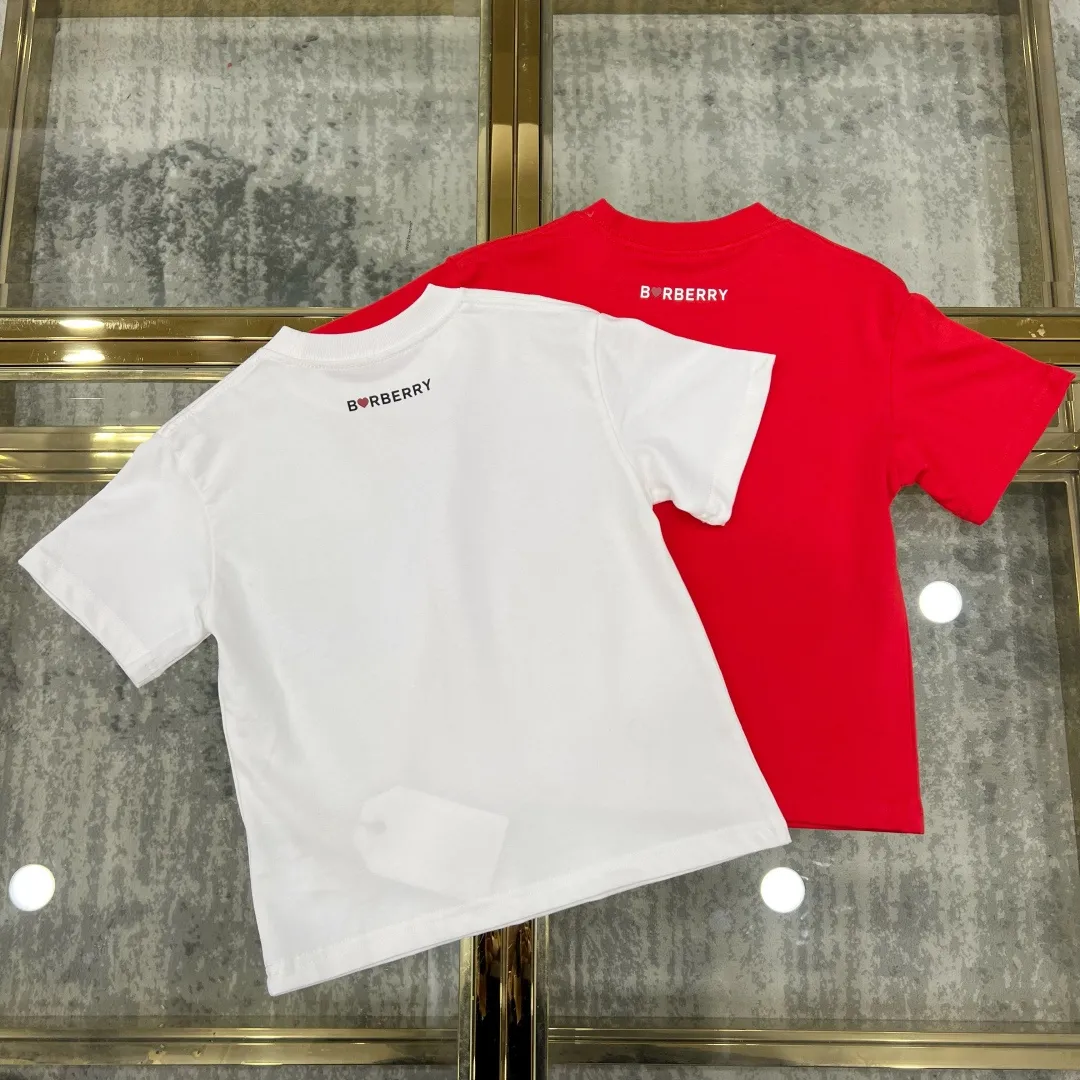 【110-160cm】動きやすい印象 リラックス感 デイリーコーデ カジュアル 二色選べる 半袖 Tシャツ