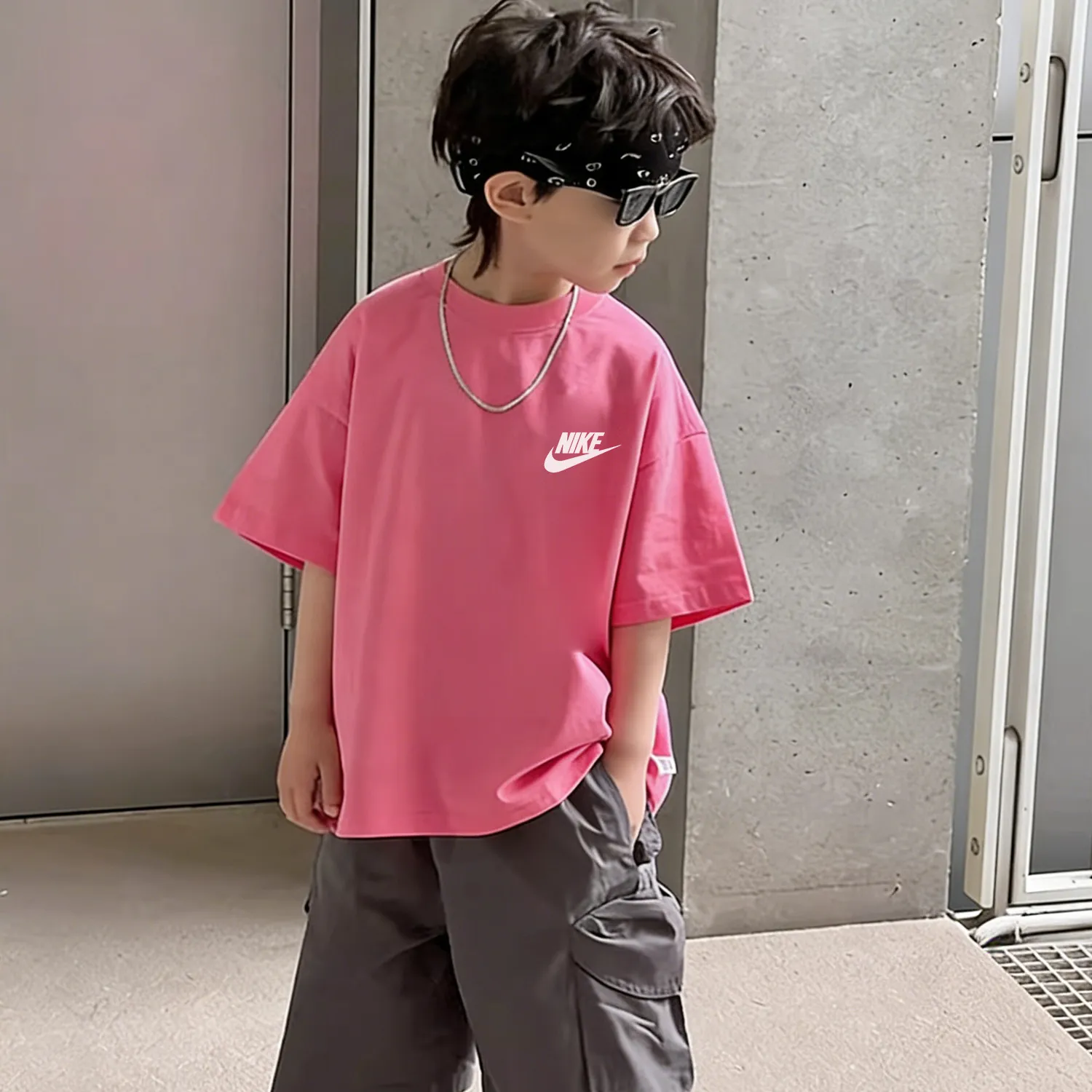 【90-160cm】見た目すっきり トレンド感満載 キッズらしい カジュアル 合わせやすい 半袖 Tシャツ