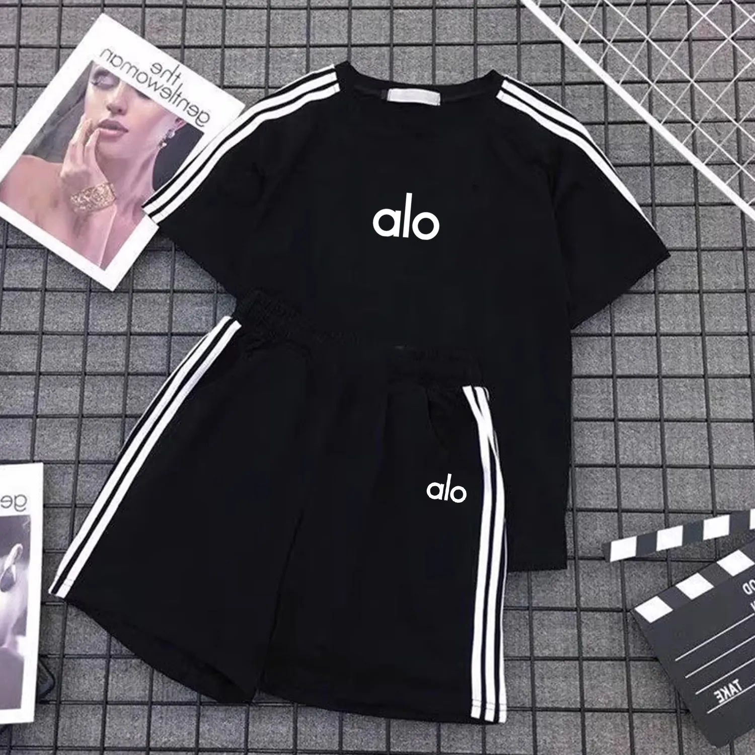 【90-160cm】二点セット 見逃し厳禁 今年のマストバイ カジュアル 半袖Ｔシャツ+ショートパンツ セットアップ