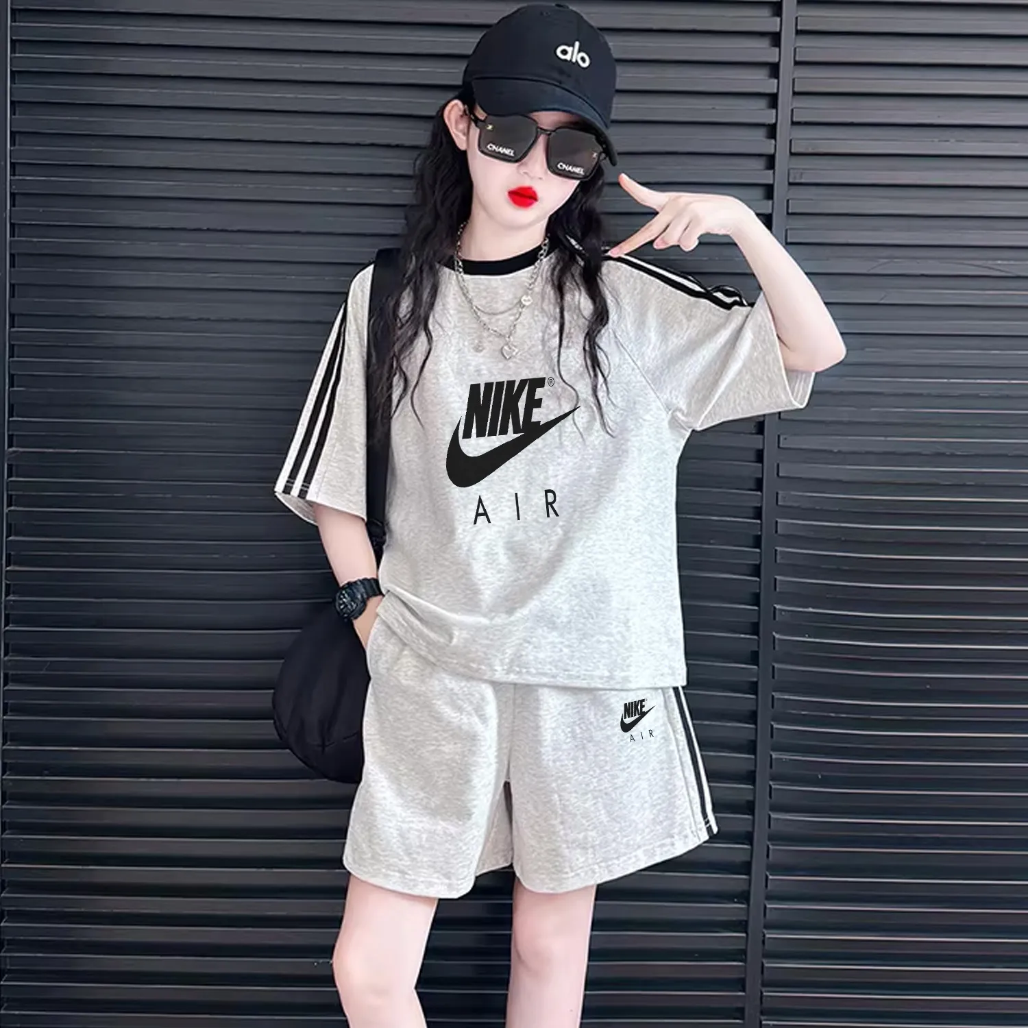 【100-170cm】ママたちに大好評 よく売れる 新作登場 トレンド  女の子 半袖 Ｔシャツ