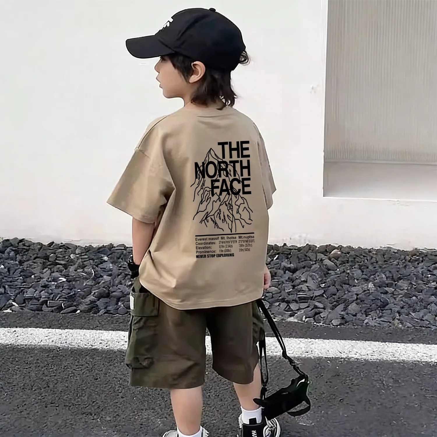 【90-160cm】写真映え 爽やかな印象 今季大注目 カジュアル 合わせやすい 半袖 Tシャツ