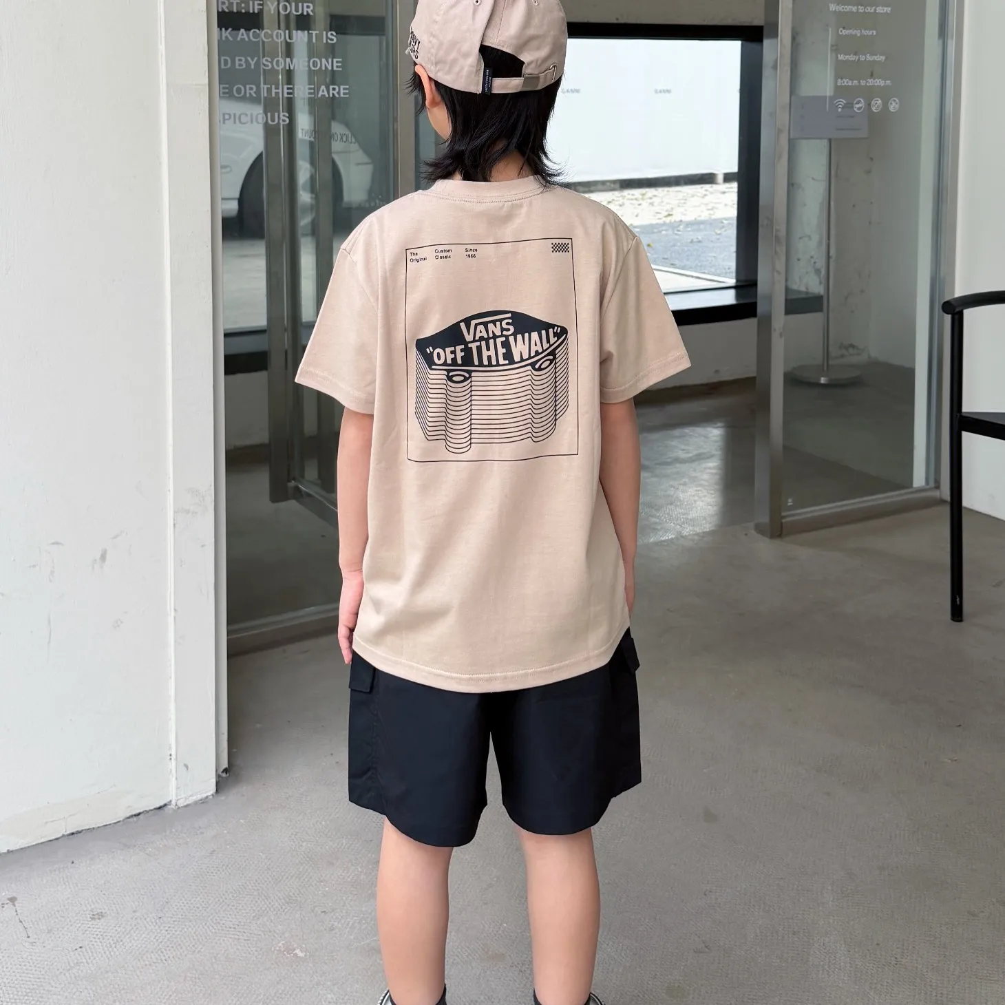 【90-160cm】デイリー使い 写真映え インスタ映え カジュアル 二色選べる 合わせやすい 半袖 Tシャツ